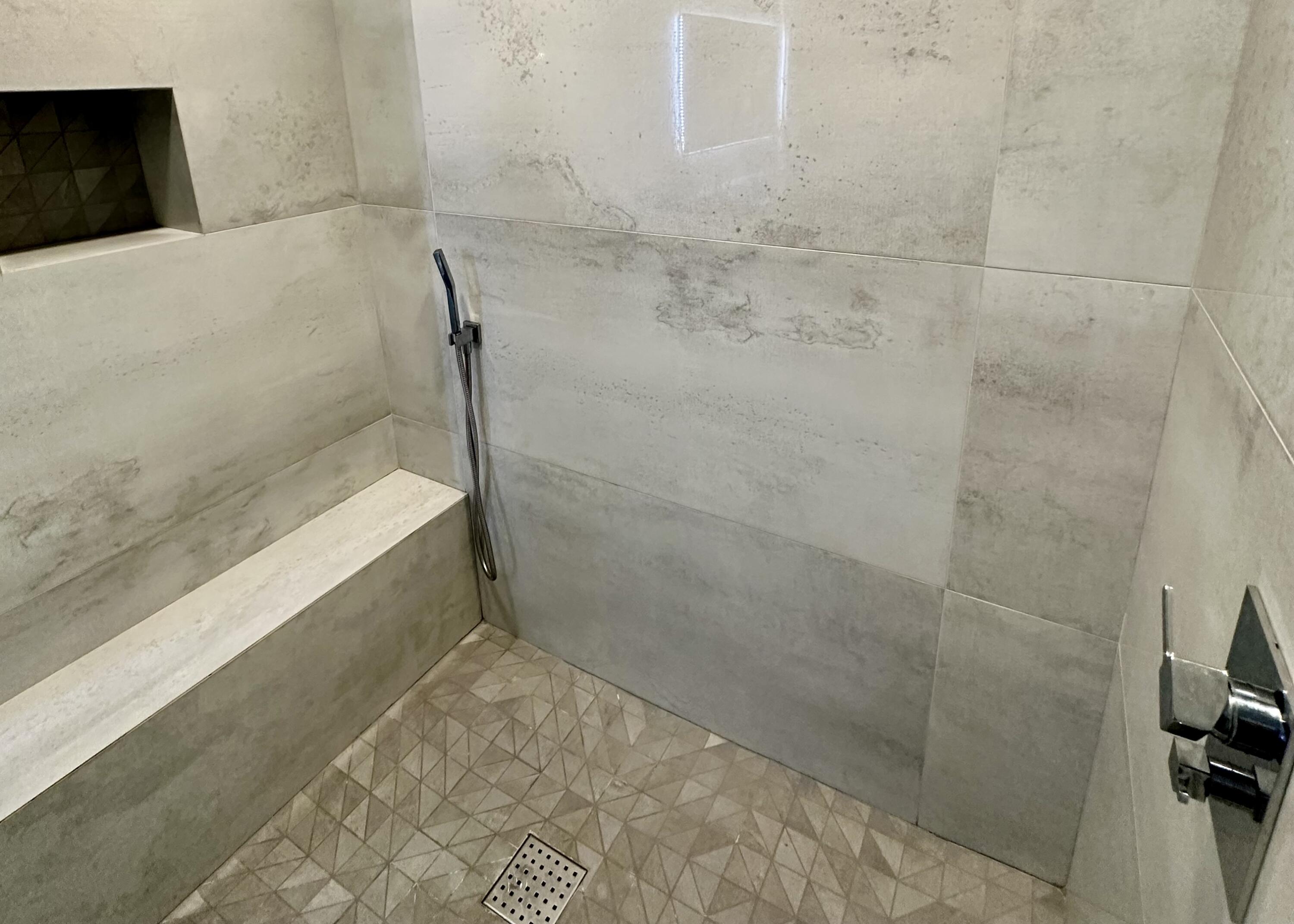 335 SE 6th Avenue 210