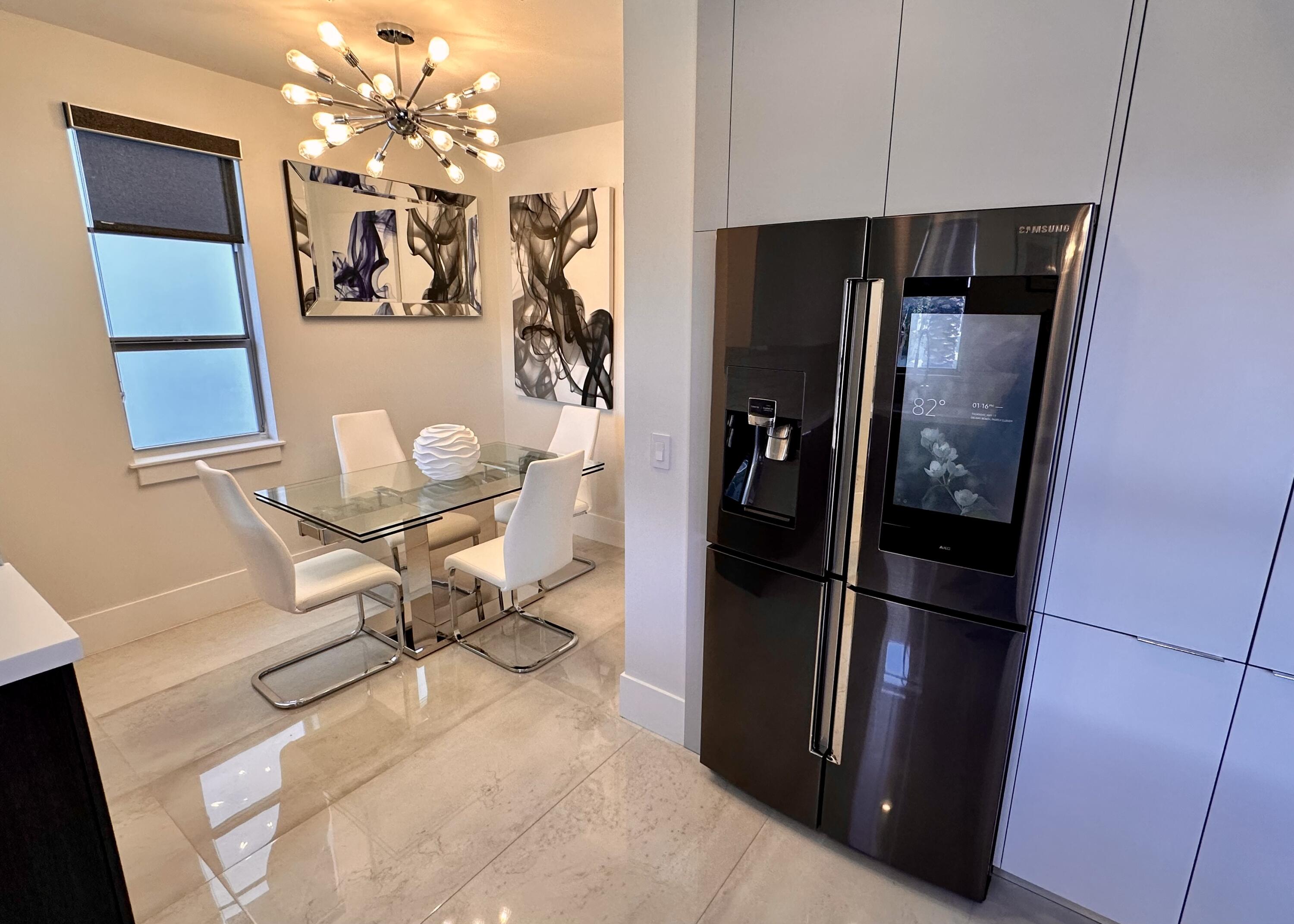 335 SE 6th Avenue 210