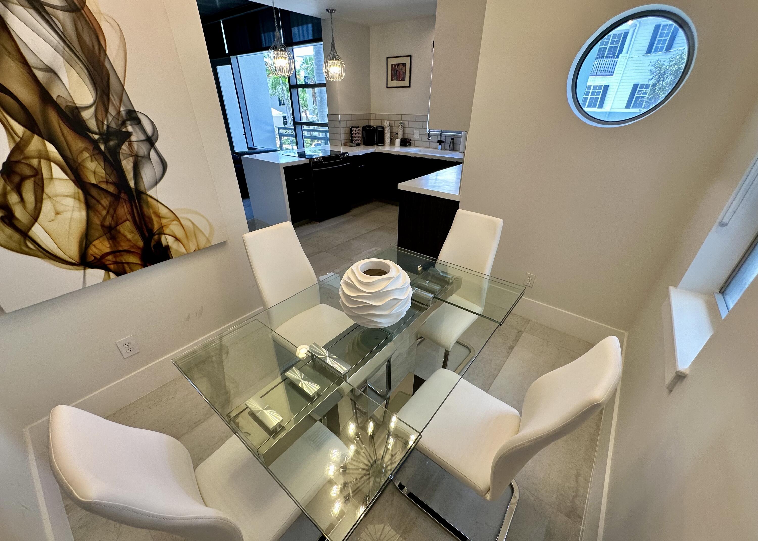 335 SE 6th Avenue 210