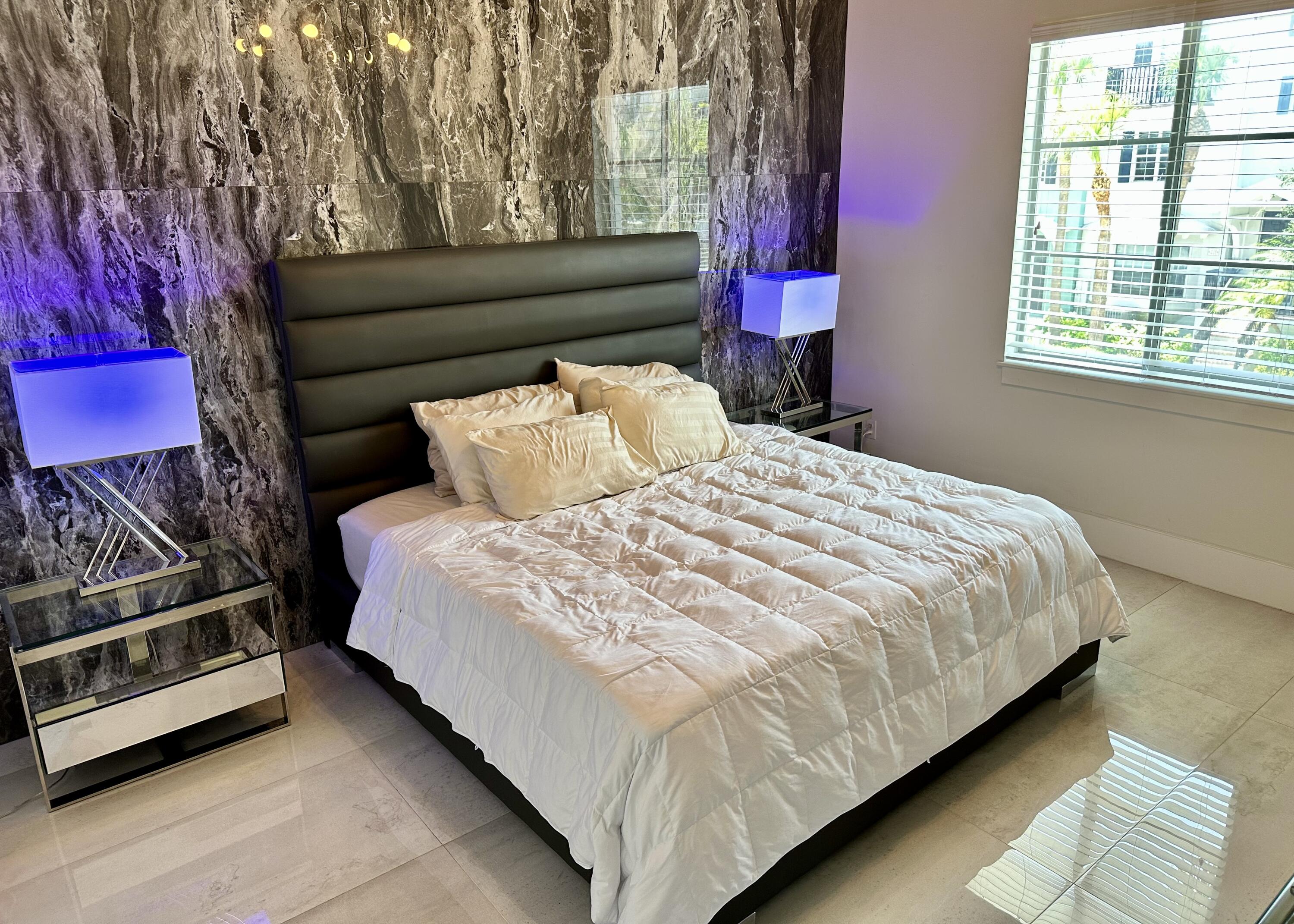 335 SE 6th Avenue 210