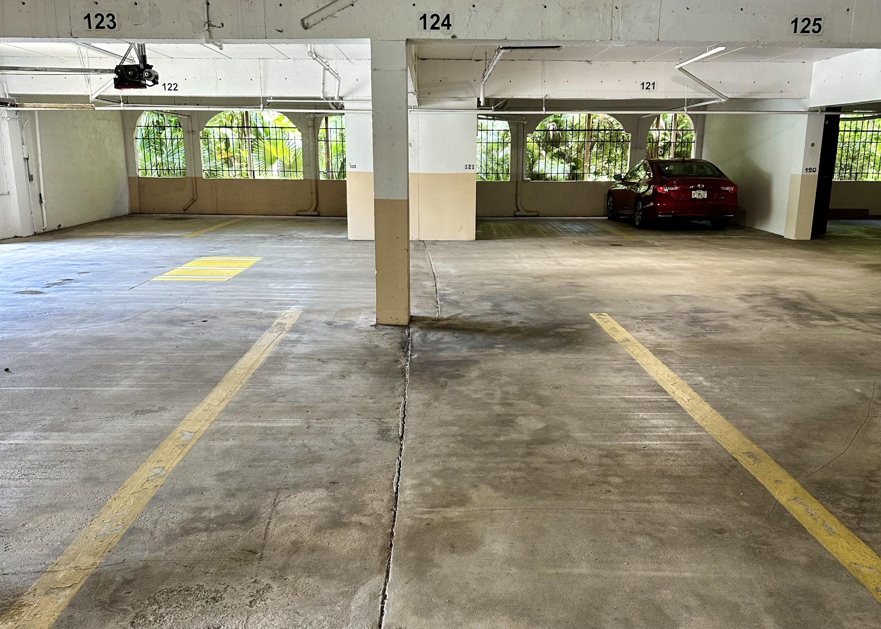 200 S Ocean Boulevard B-124