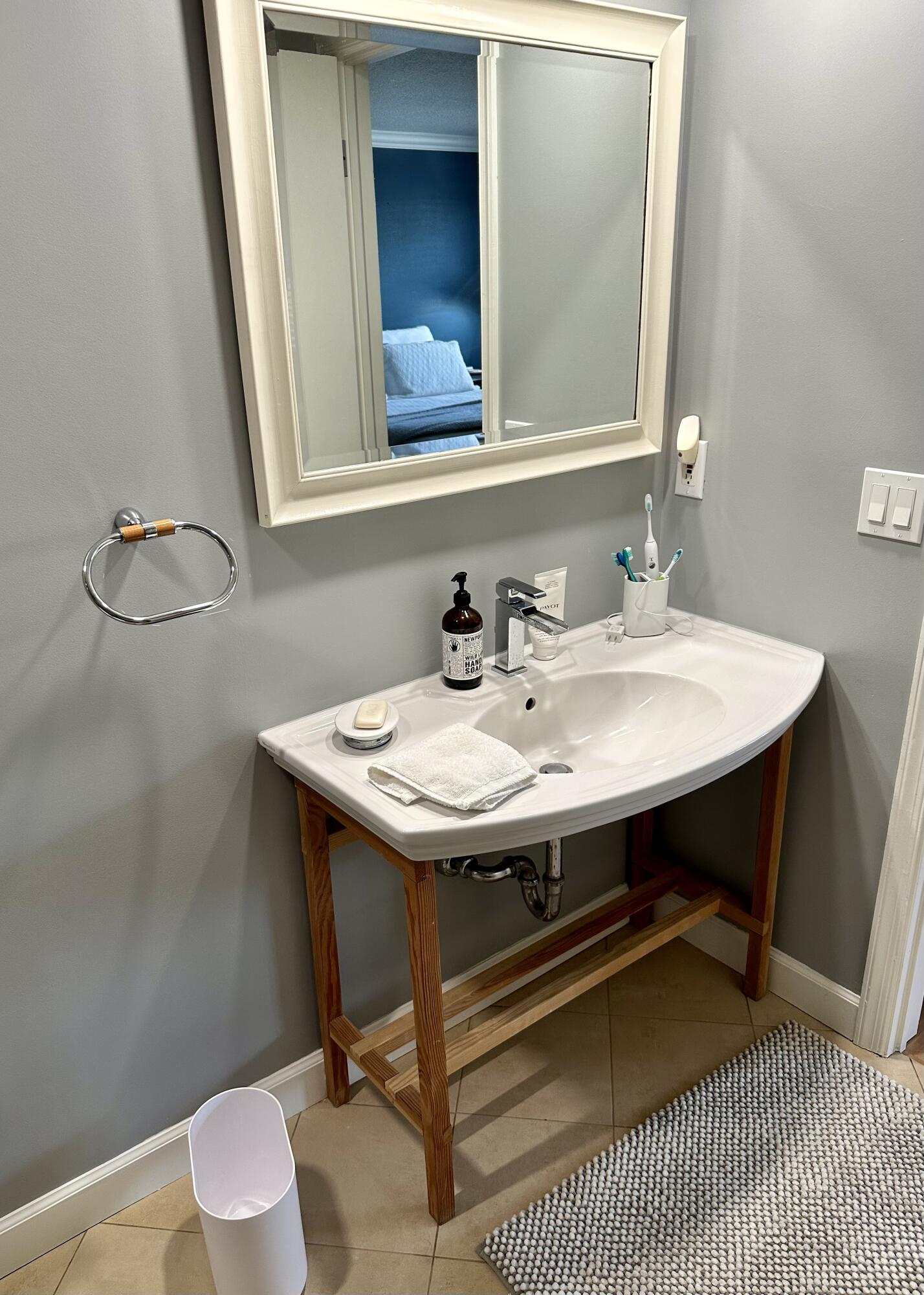 200 S Ocean Boulevard B-124