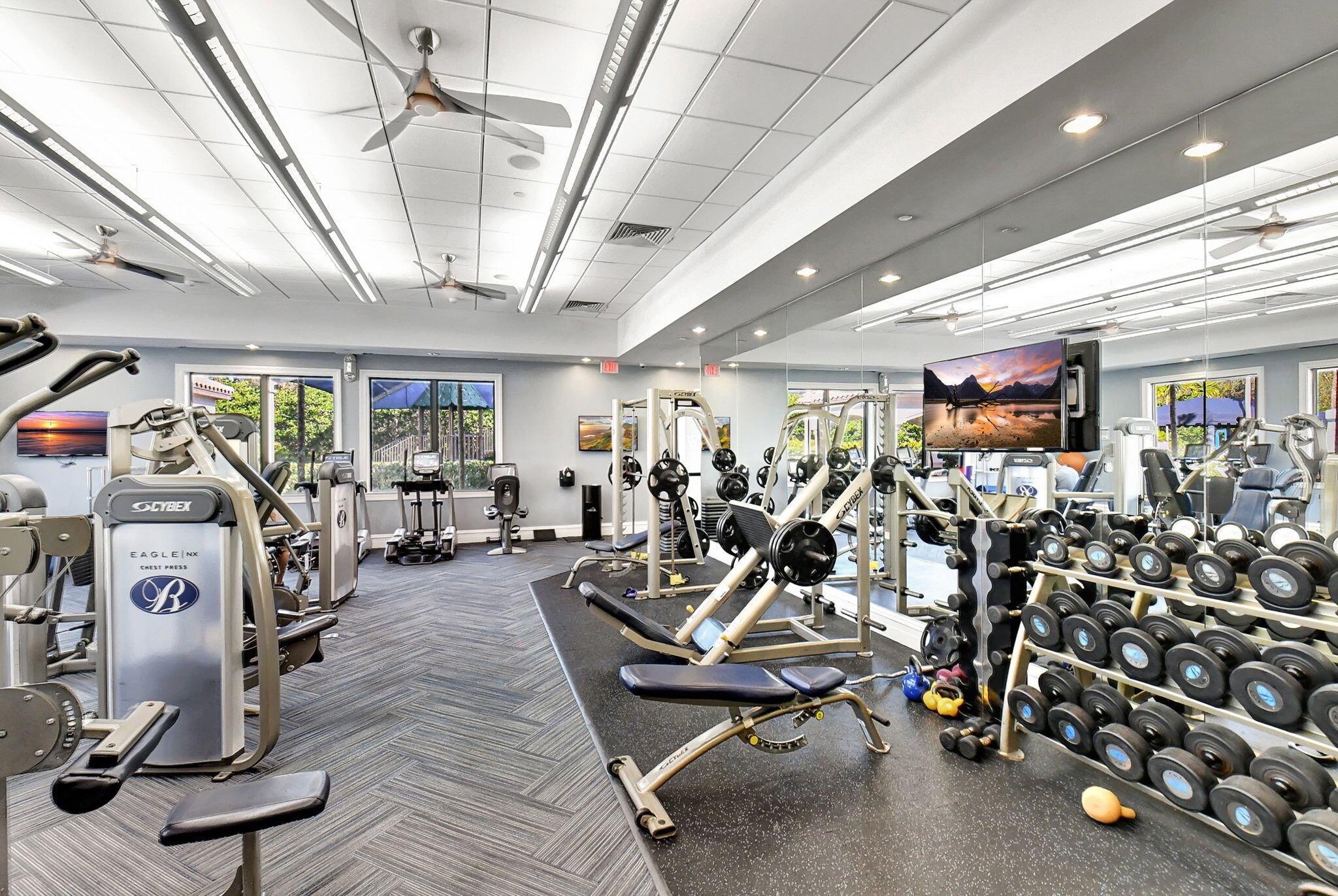 8301 Hawks Gully Avenue