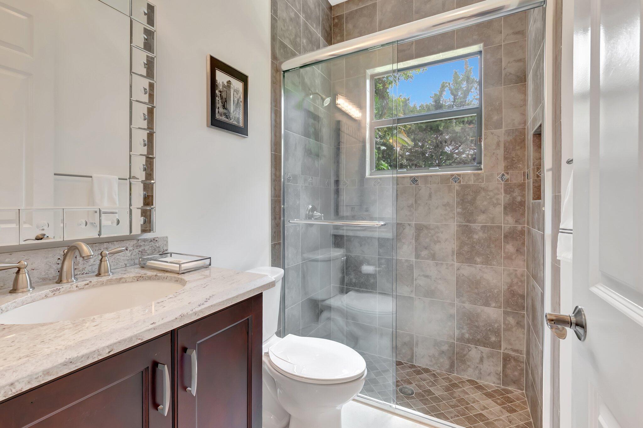 8301 Hawks Gully Avenue