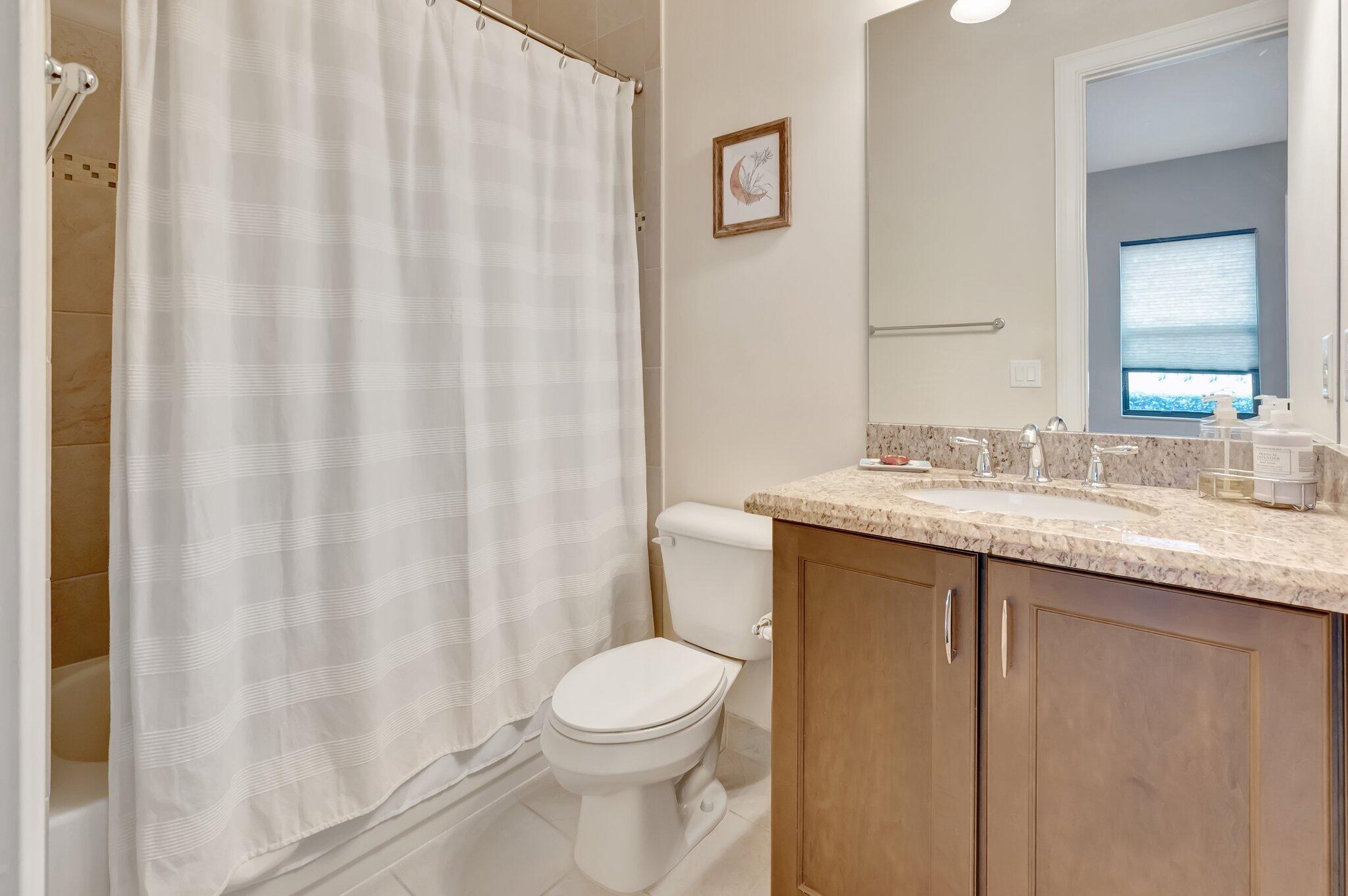 8301 Hawks Gully Avenue