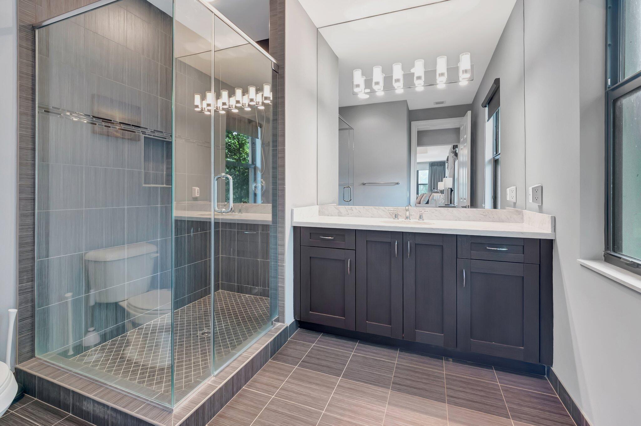 8301 Hawks Gully Avenue