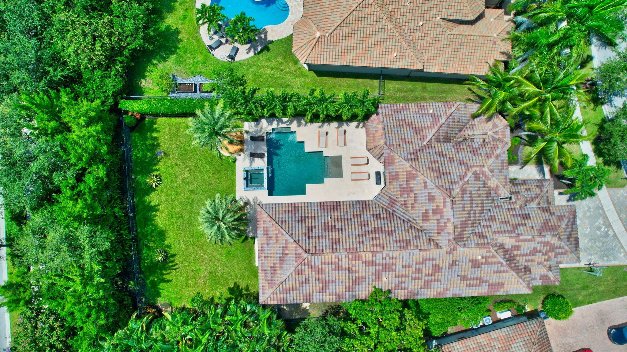 8301 Hawks Gully Avenue