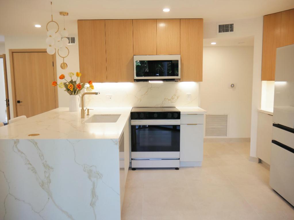 5630 Coach House Circle D