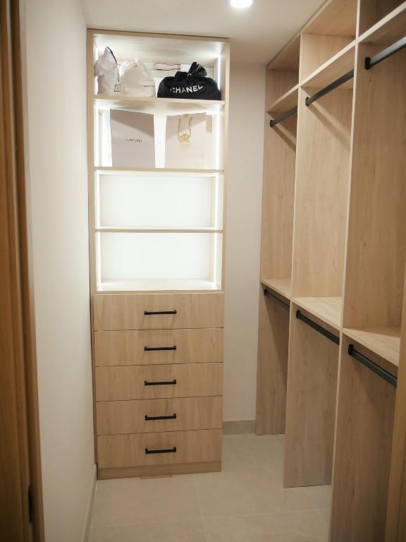 5630 Coach House Circle D