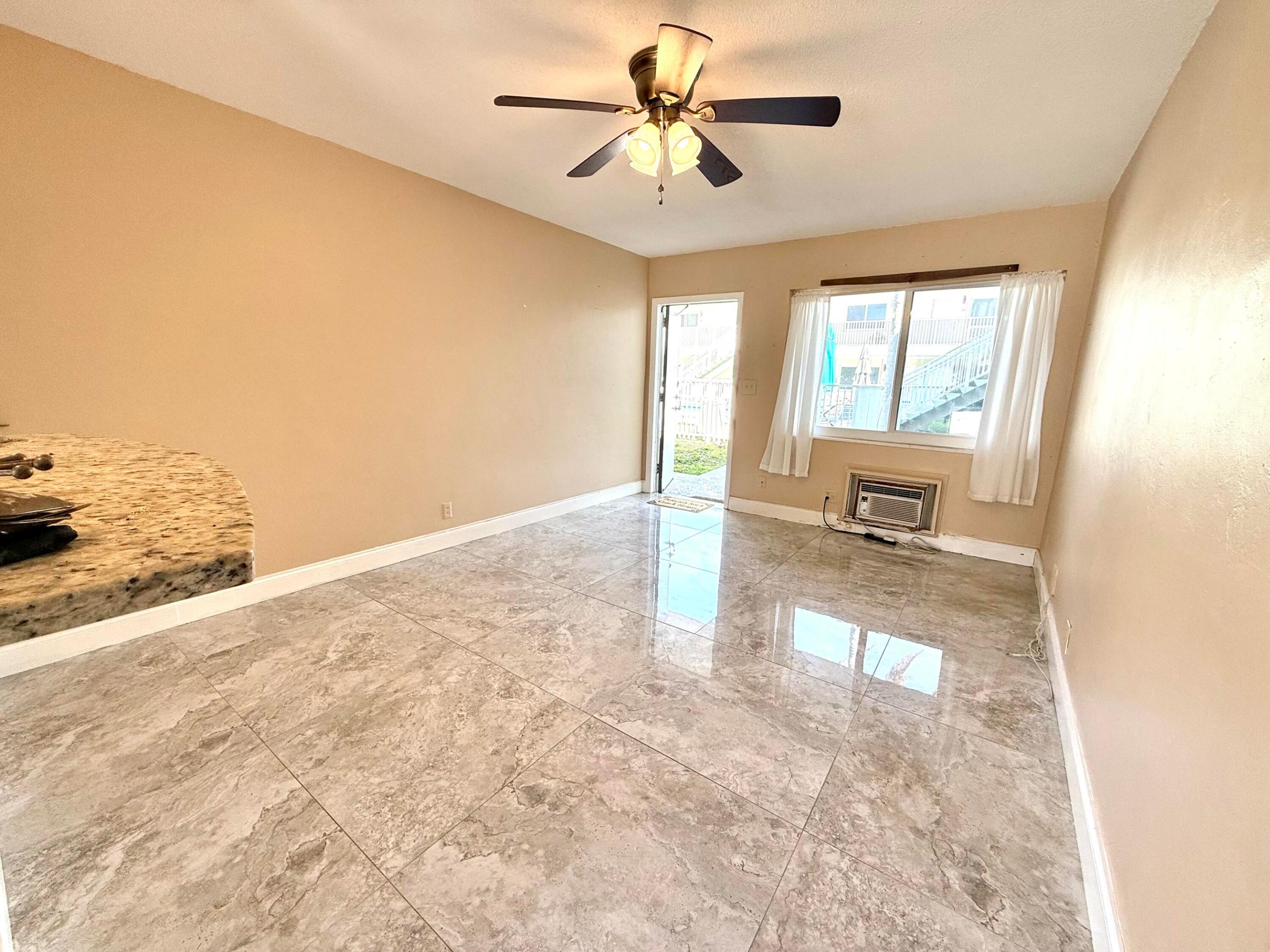 2601 NE 1st Street 3