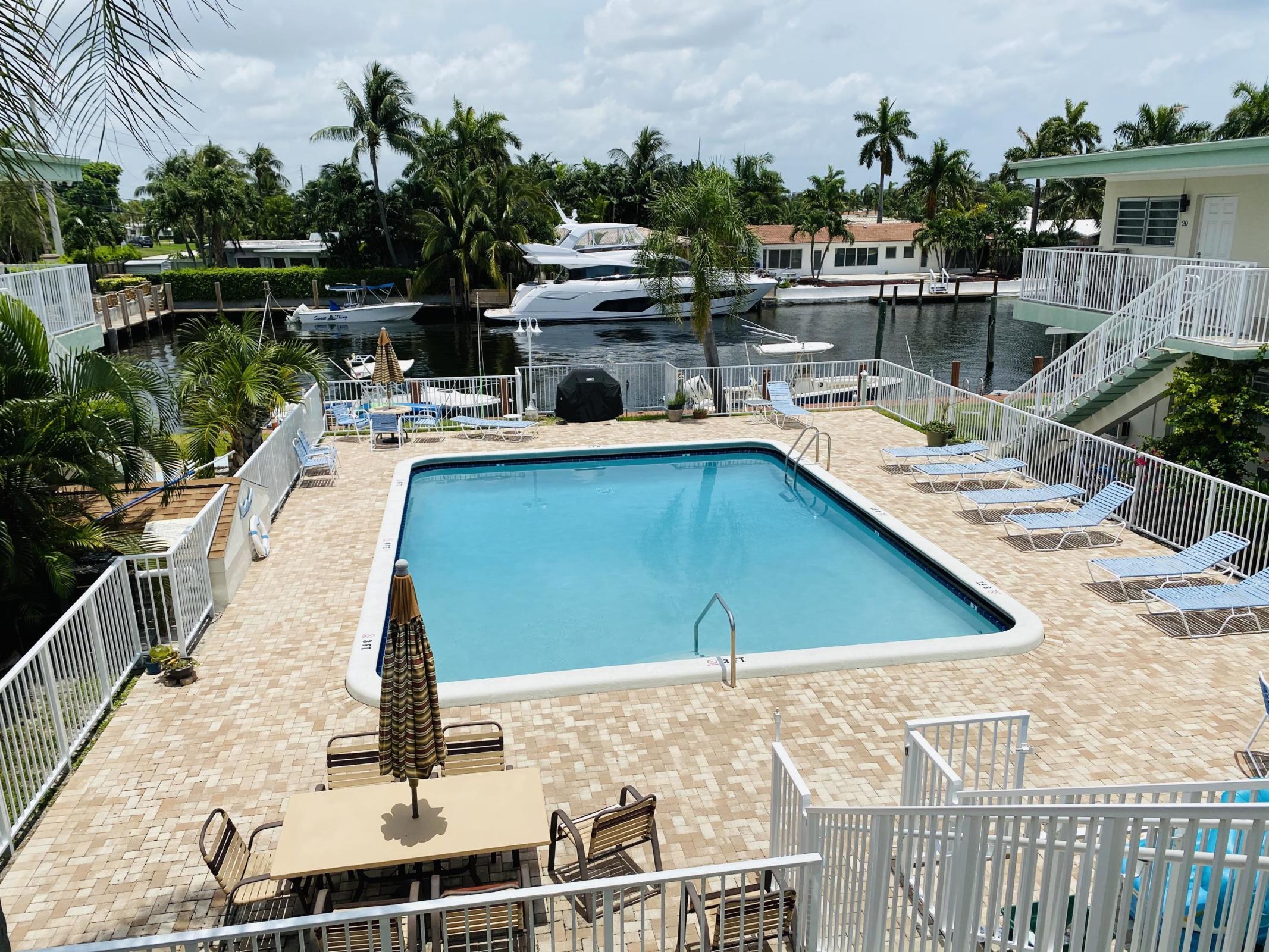 2601 NE 1st Street 3