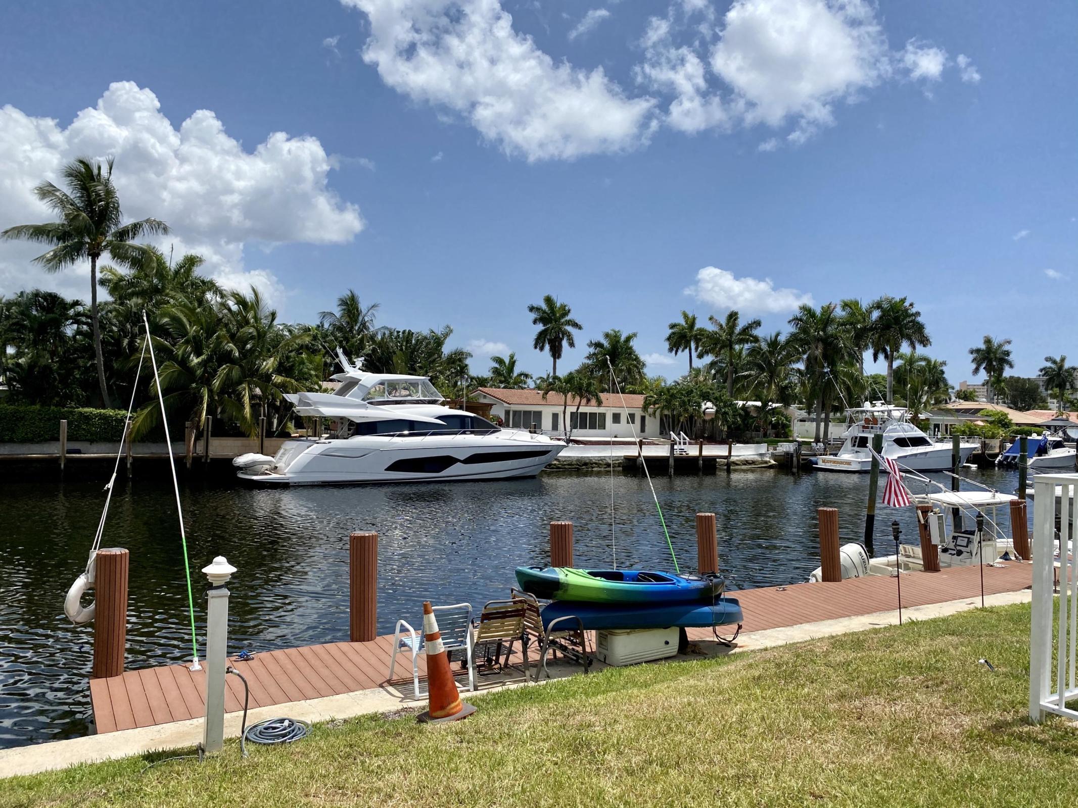 2601 NE 1st Street 3