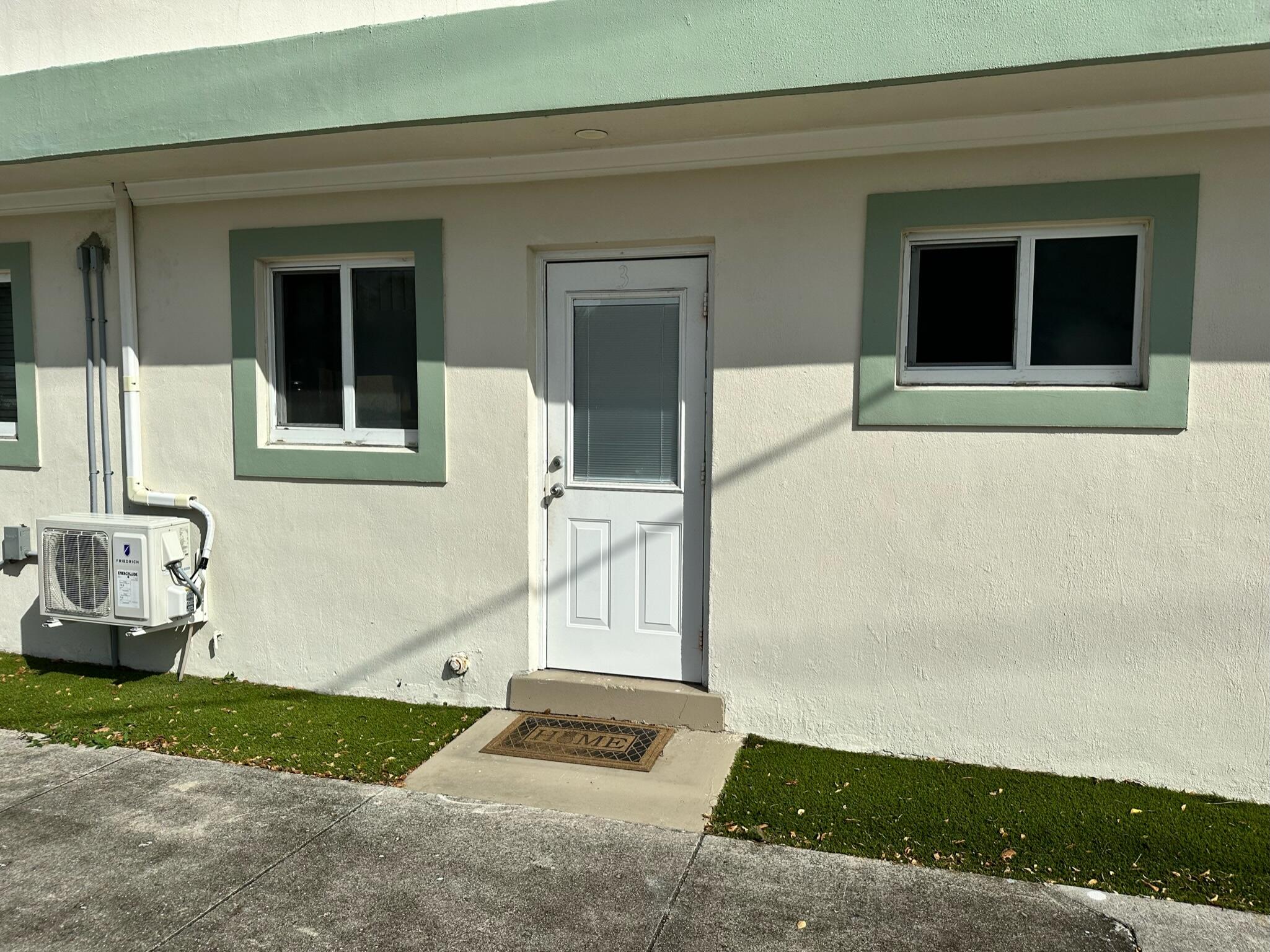 2601 NE 1st Street 3