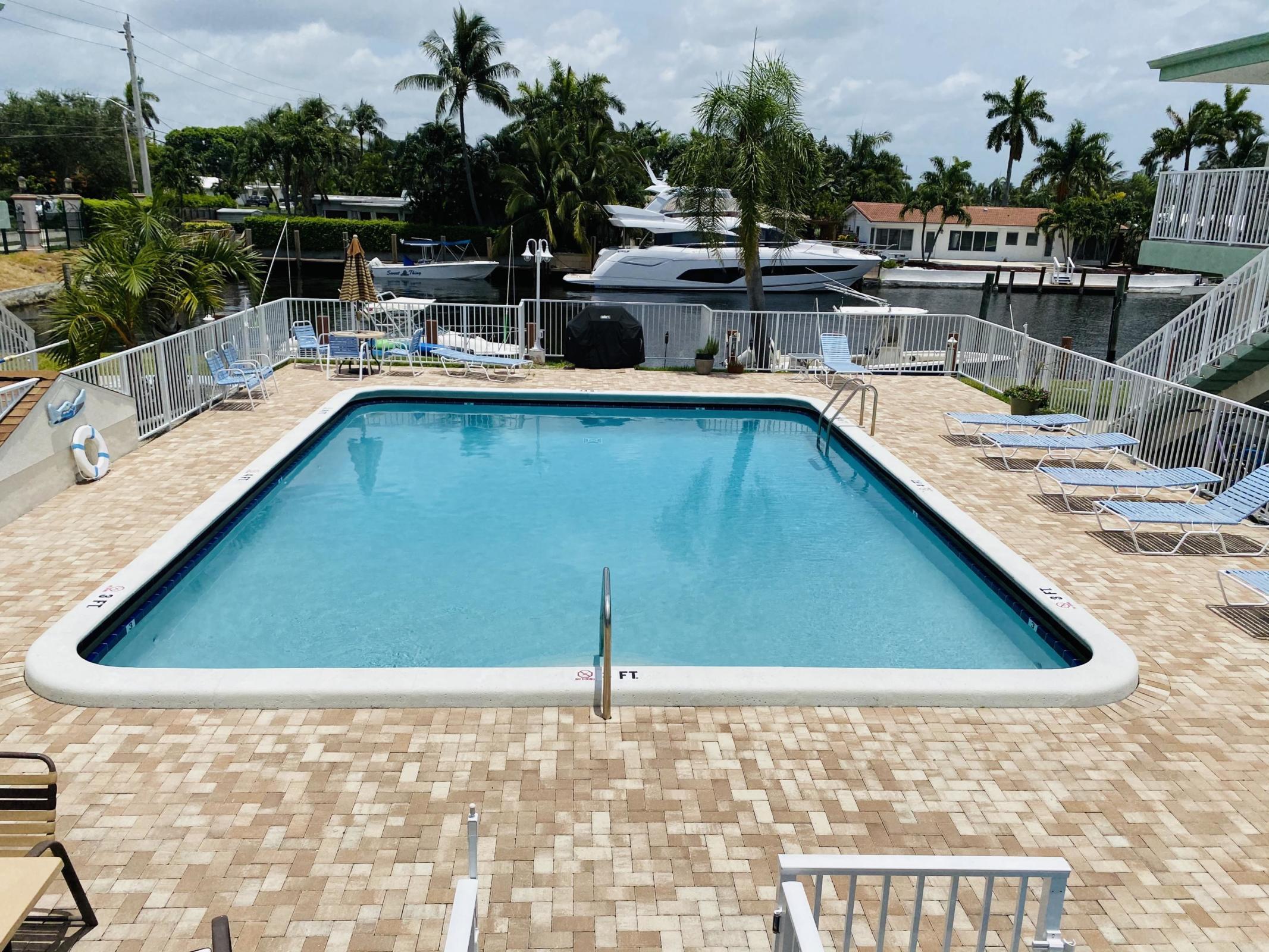 2601 NE 1st Street 3