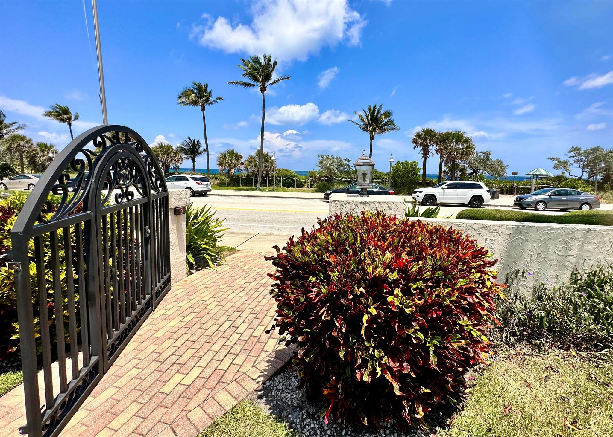 200 S Ocean Boulevard B-124