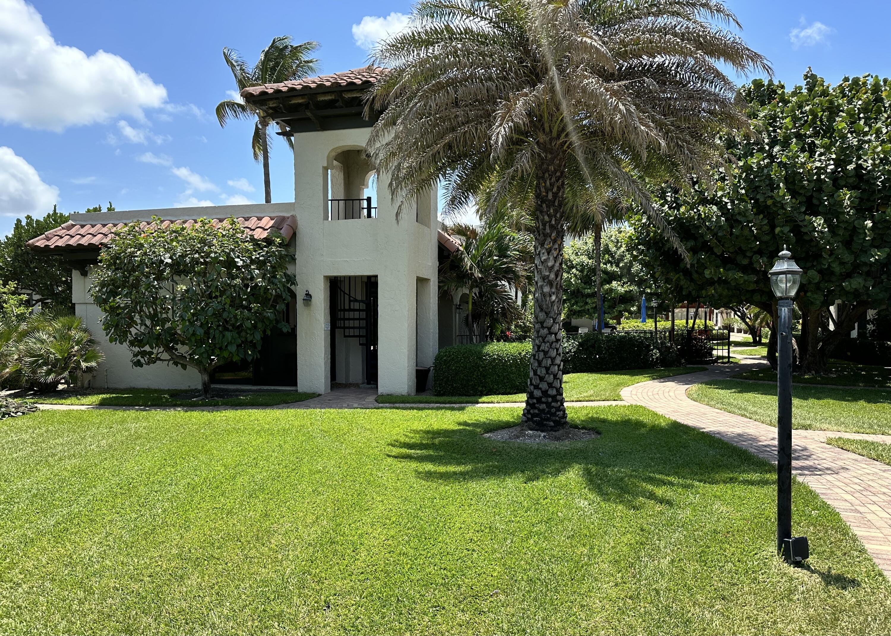 200 S Ocean Boulevard B-124