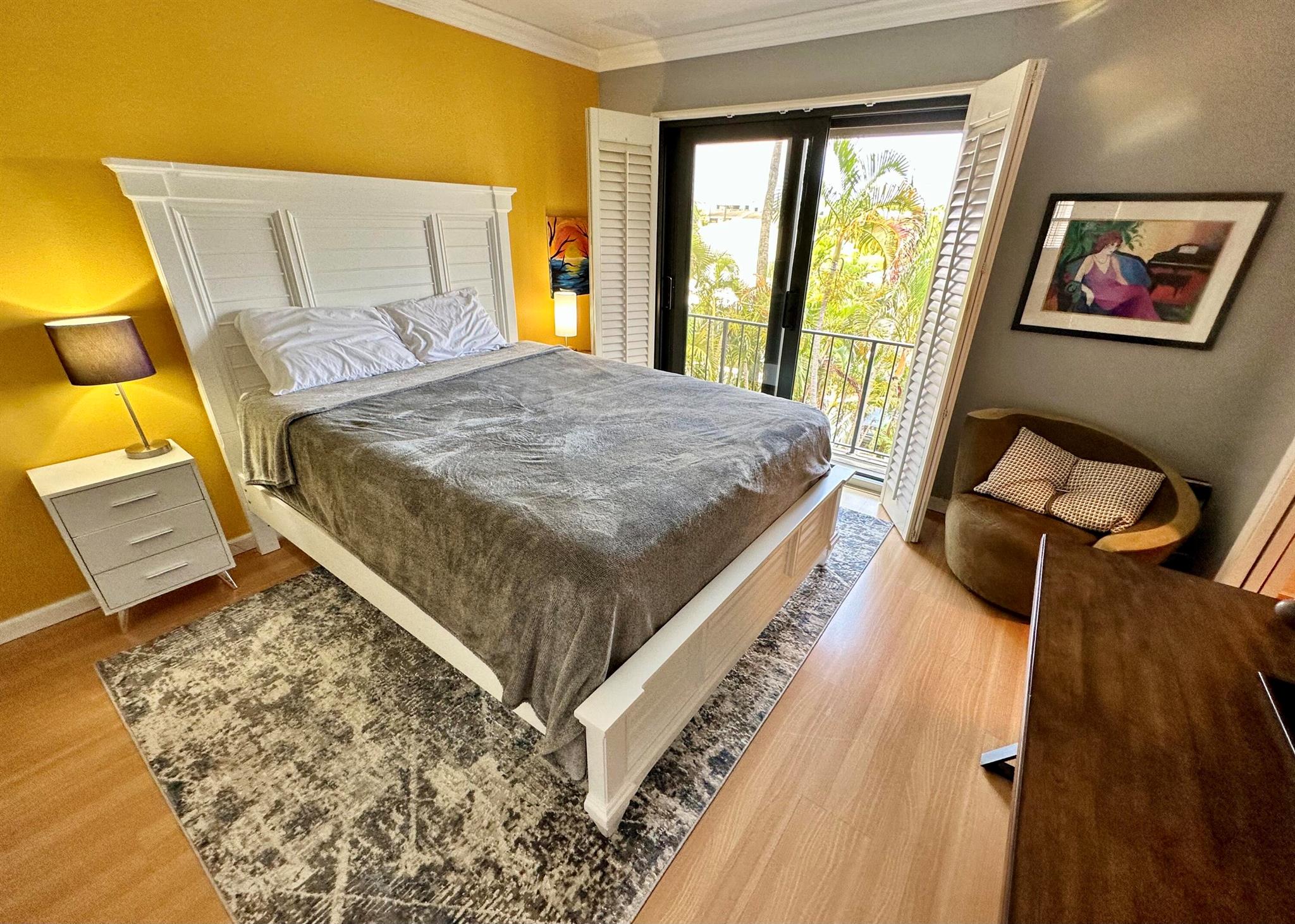 200 S Ocean Boulevard B-124