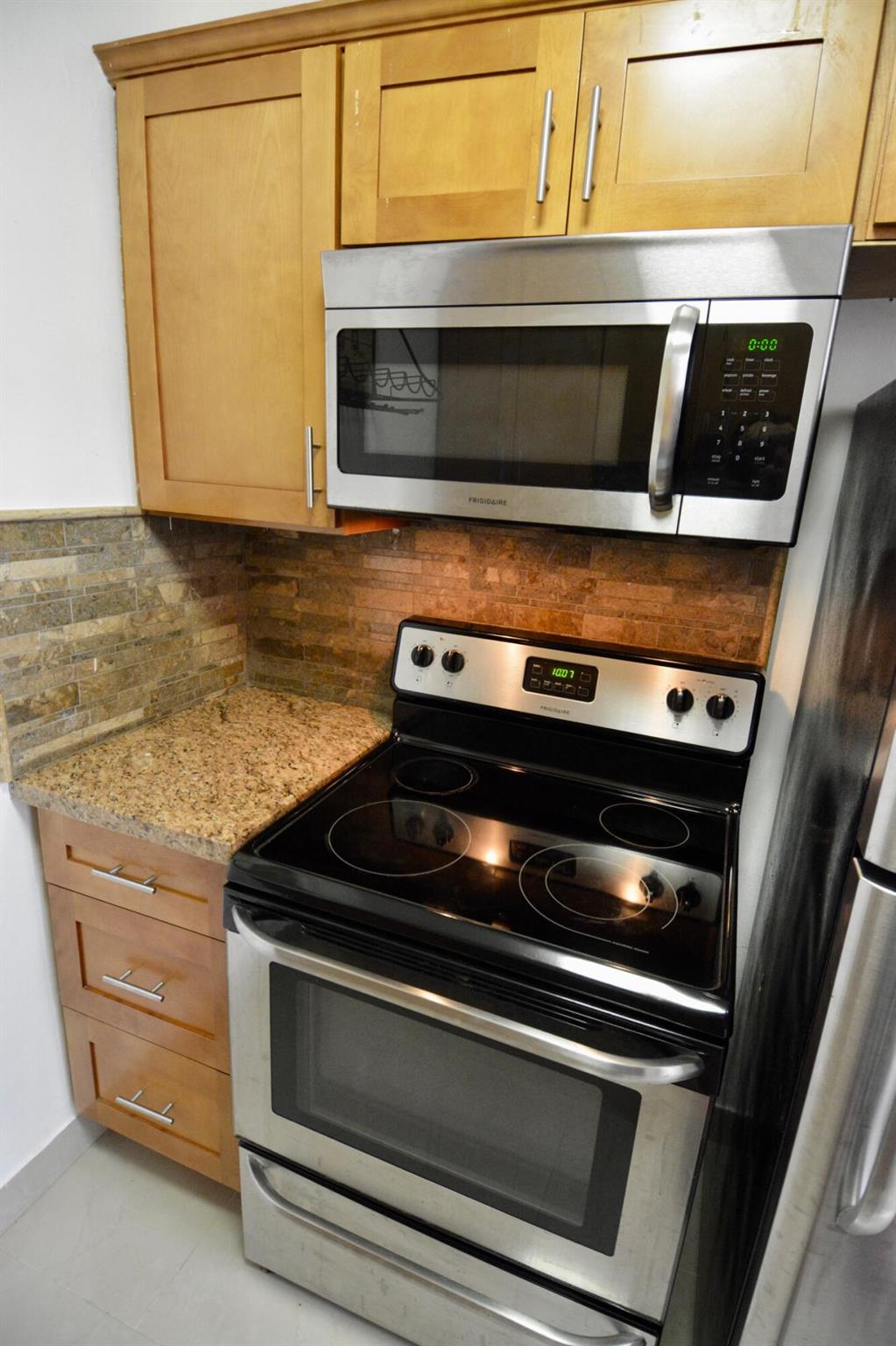 2000 NE 51st Court 103