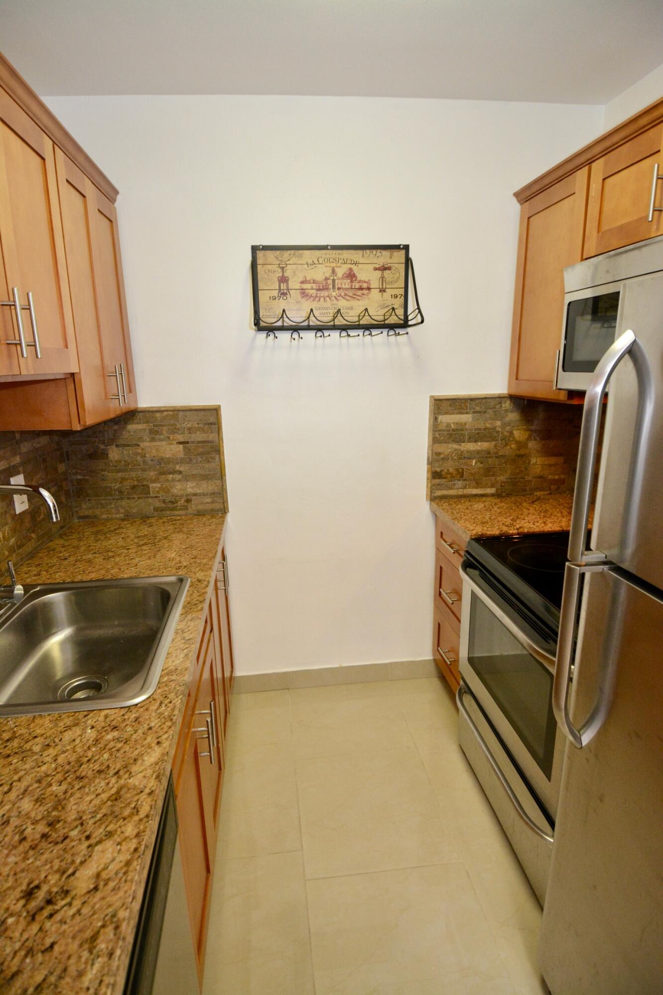 2000 NE 51st Court 103