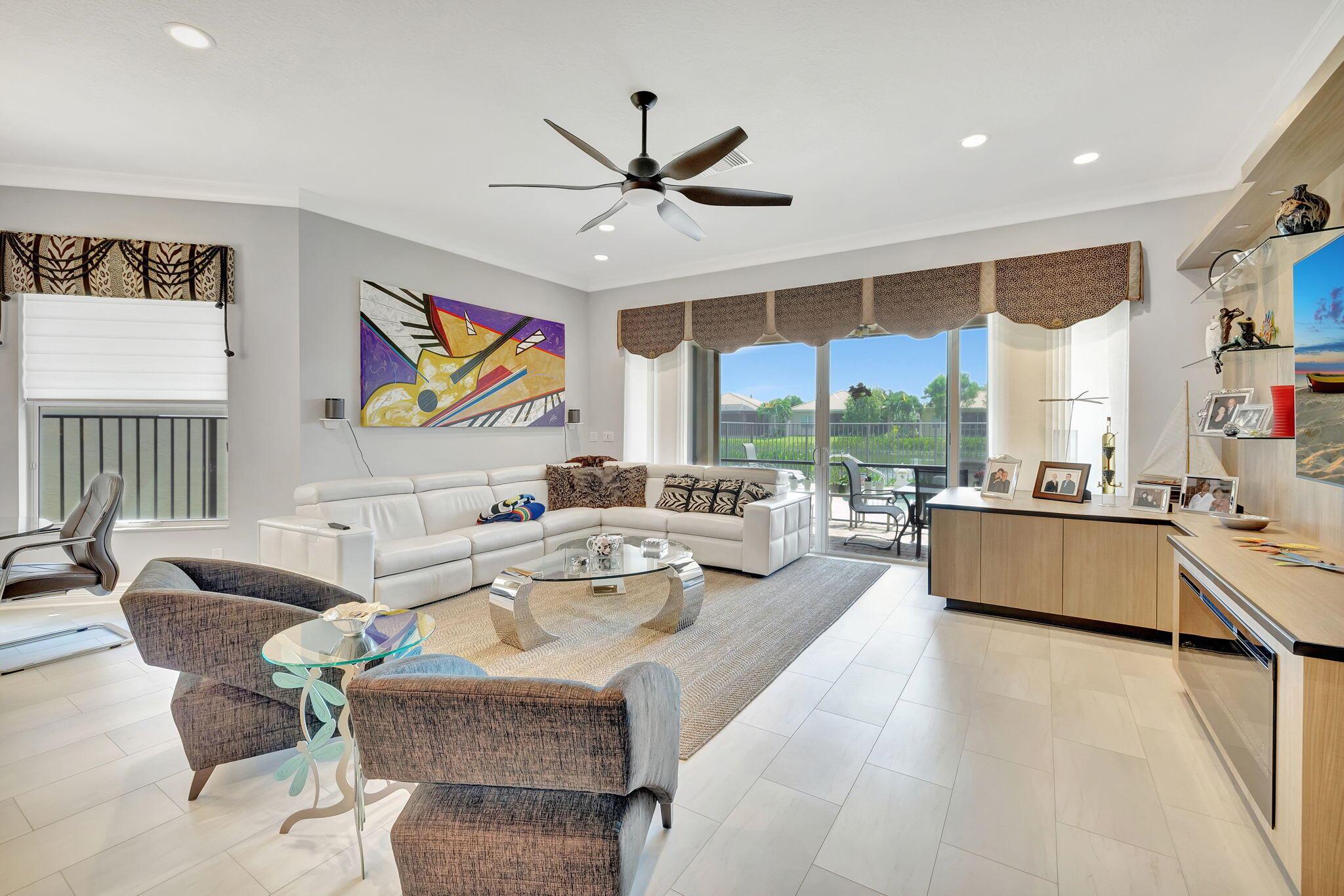 8680 Carmel Mountain Way