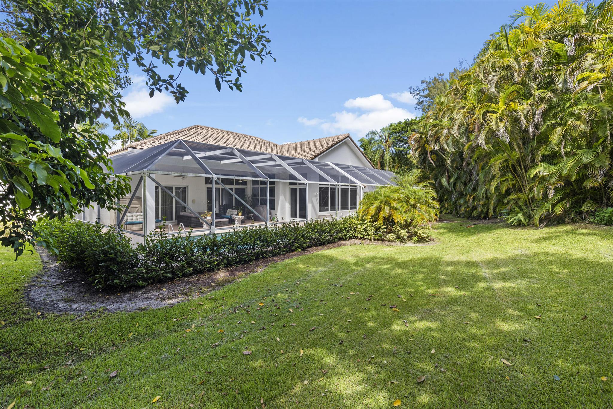 10402 Stonebridge Boulevard