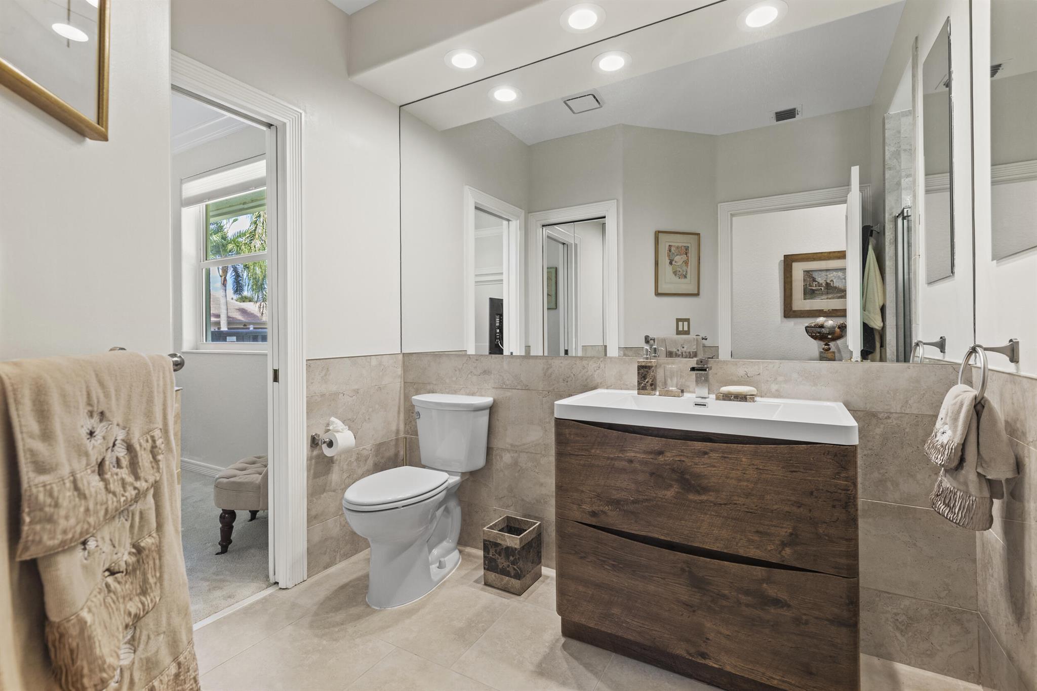 10402 Stonebridge Boulevard