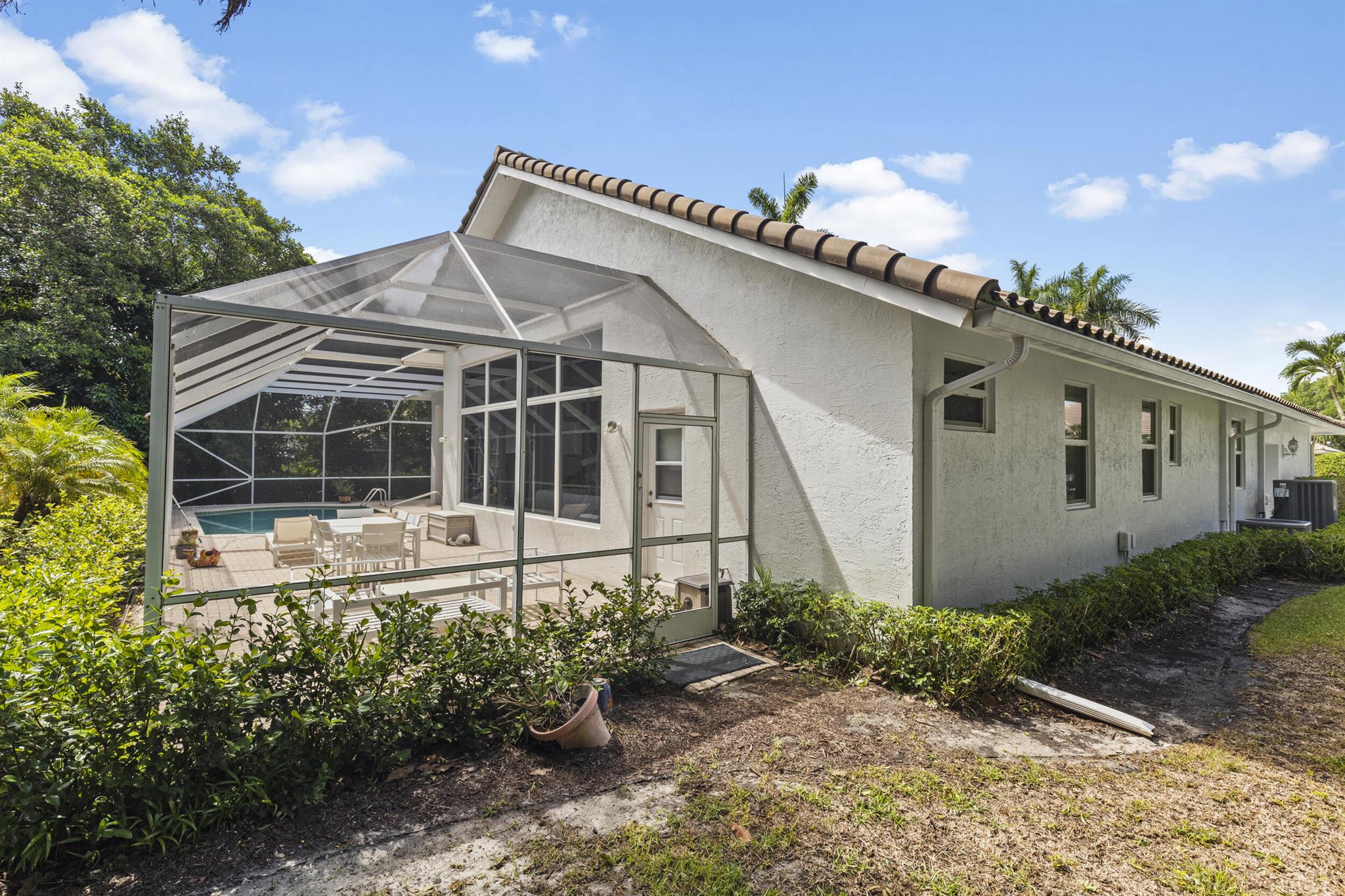 10402 Stonebridge Boulevard