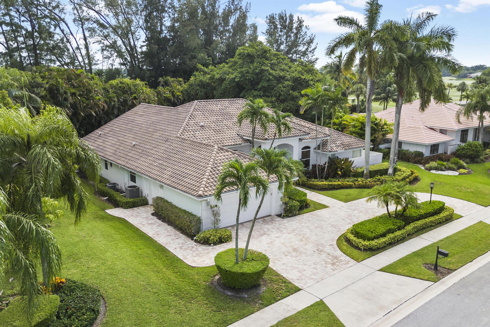 10402 Stonebridge Boulevard