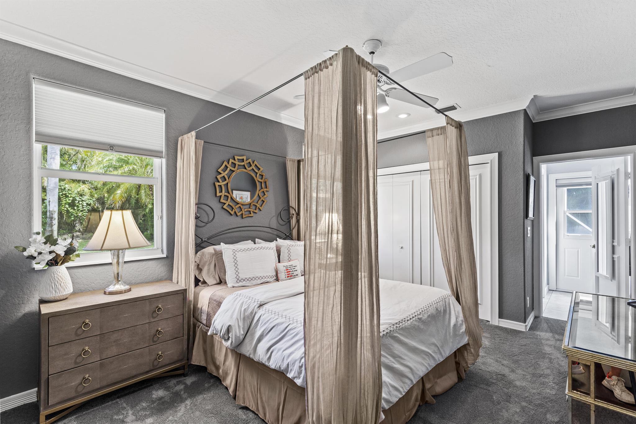 10402 Stonebridge Boulevard