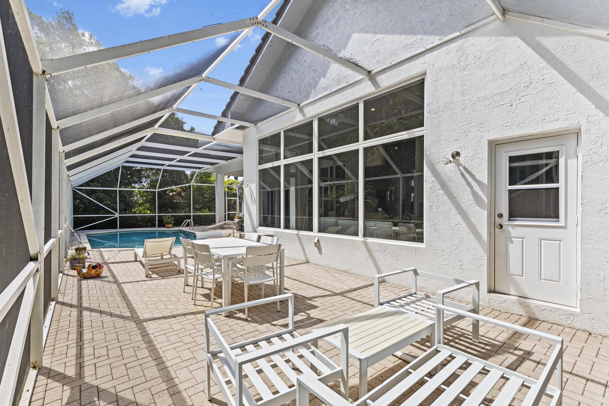 10402 Stonebridge Boulevard