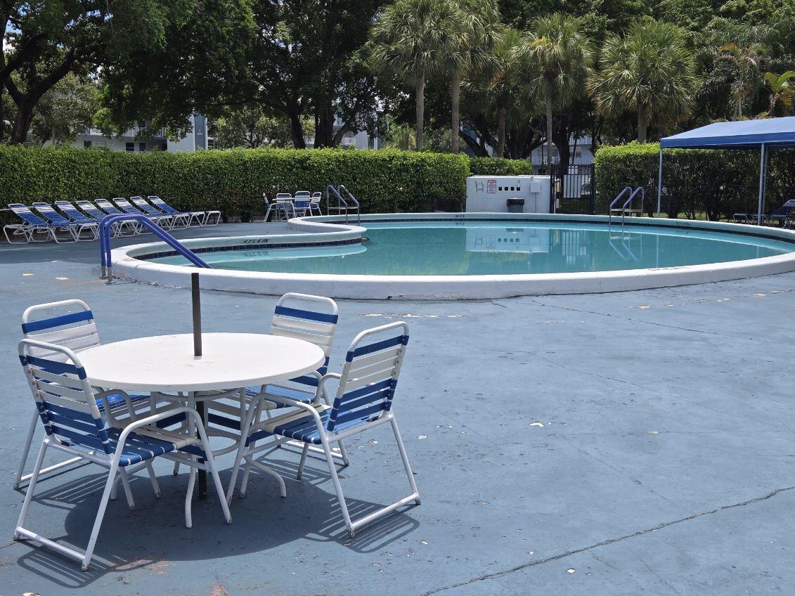 7684 NW 18th Street 403