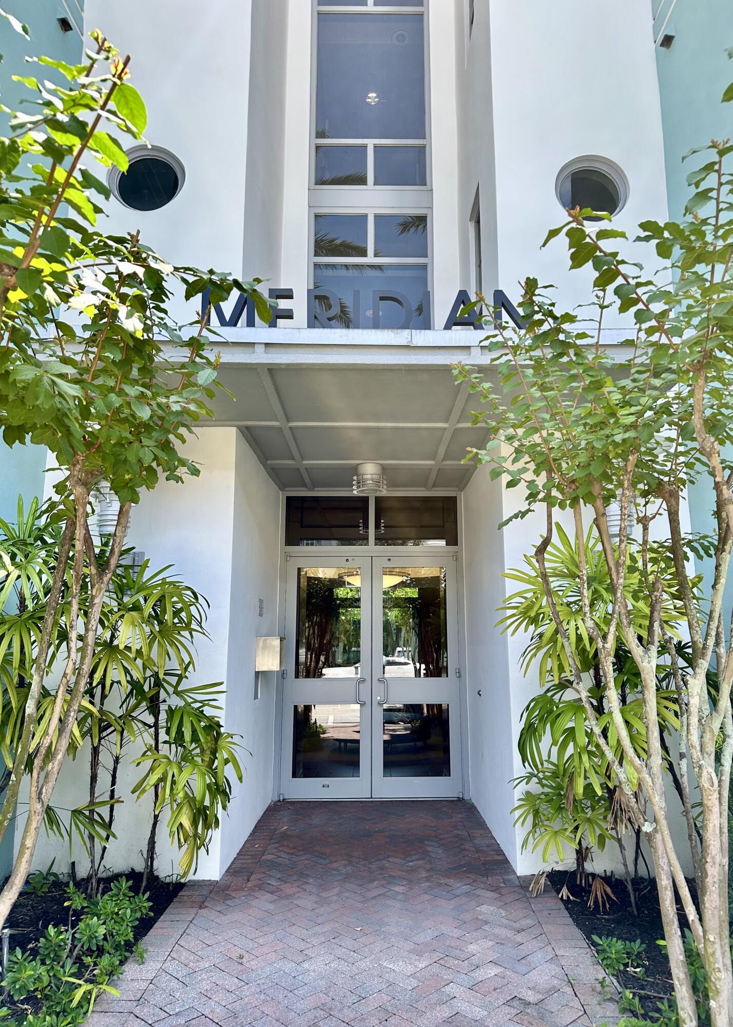 335 SE 6th Avenue 210