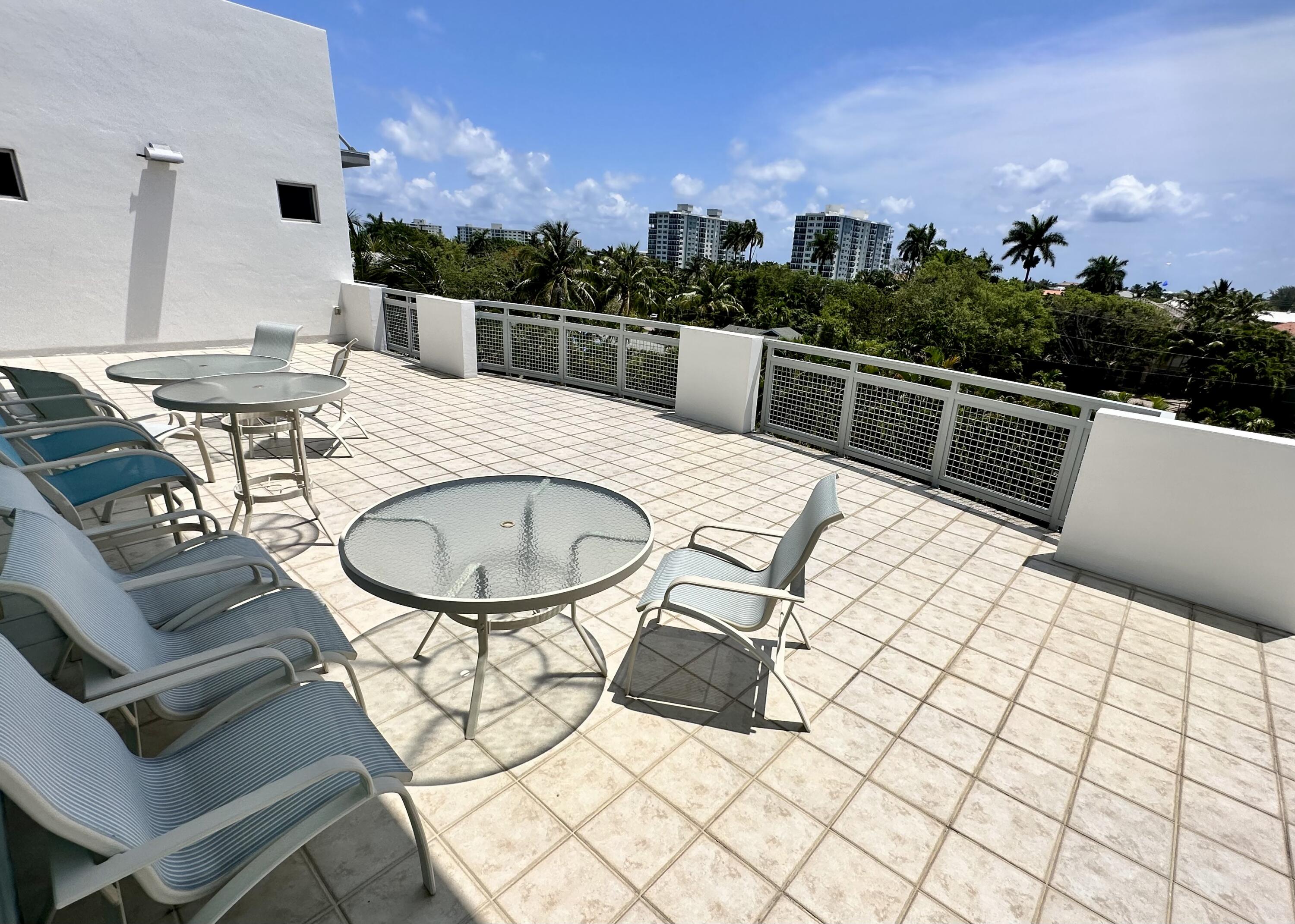 335 SE 6th Avenue 210