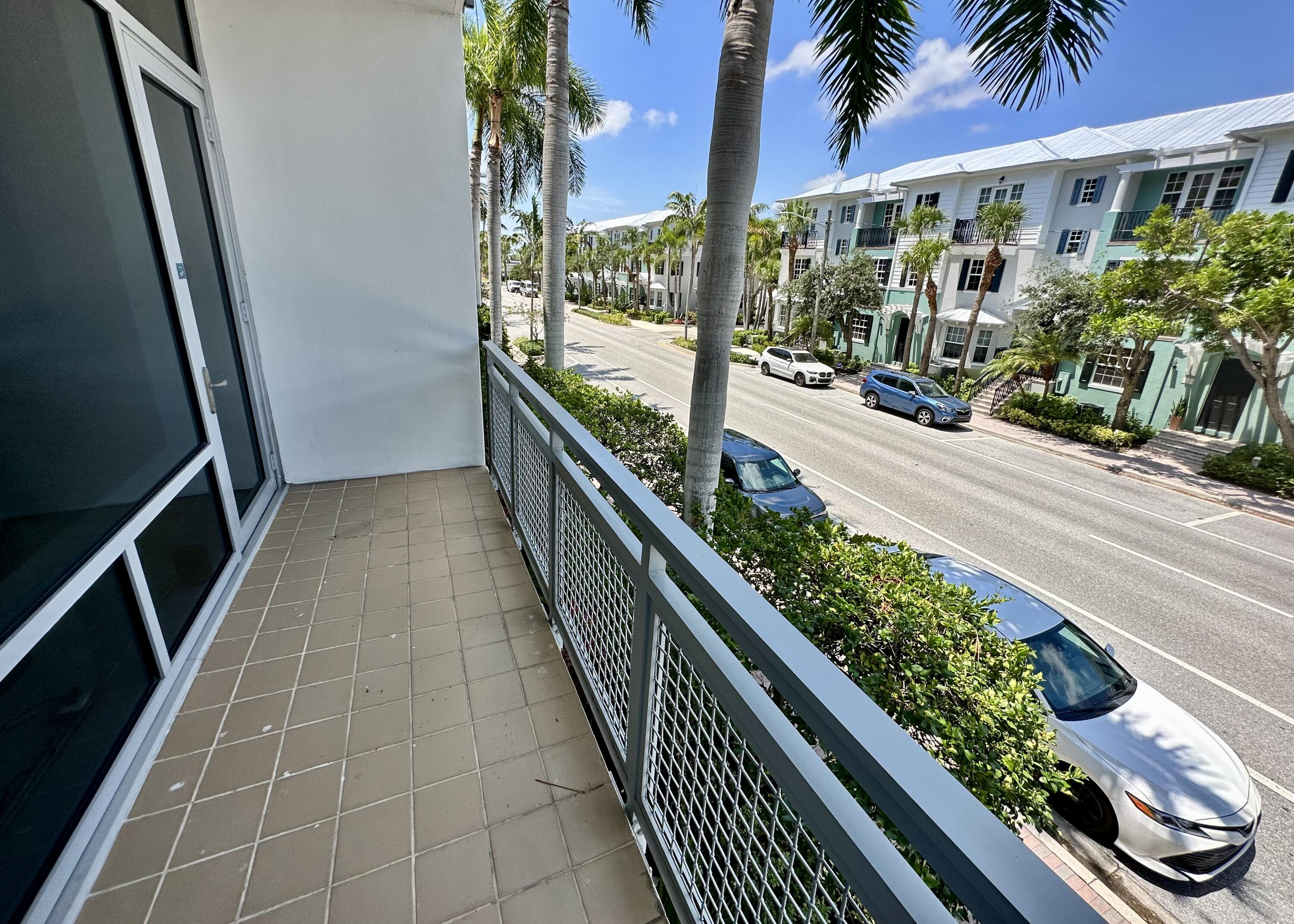 335 SE 6th Avenue 210