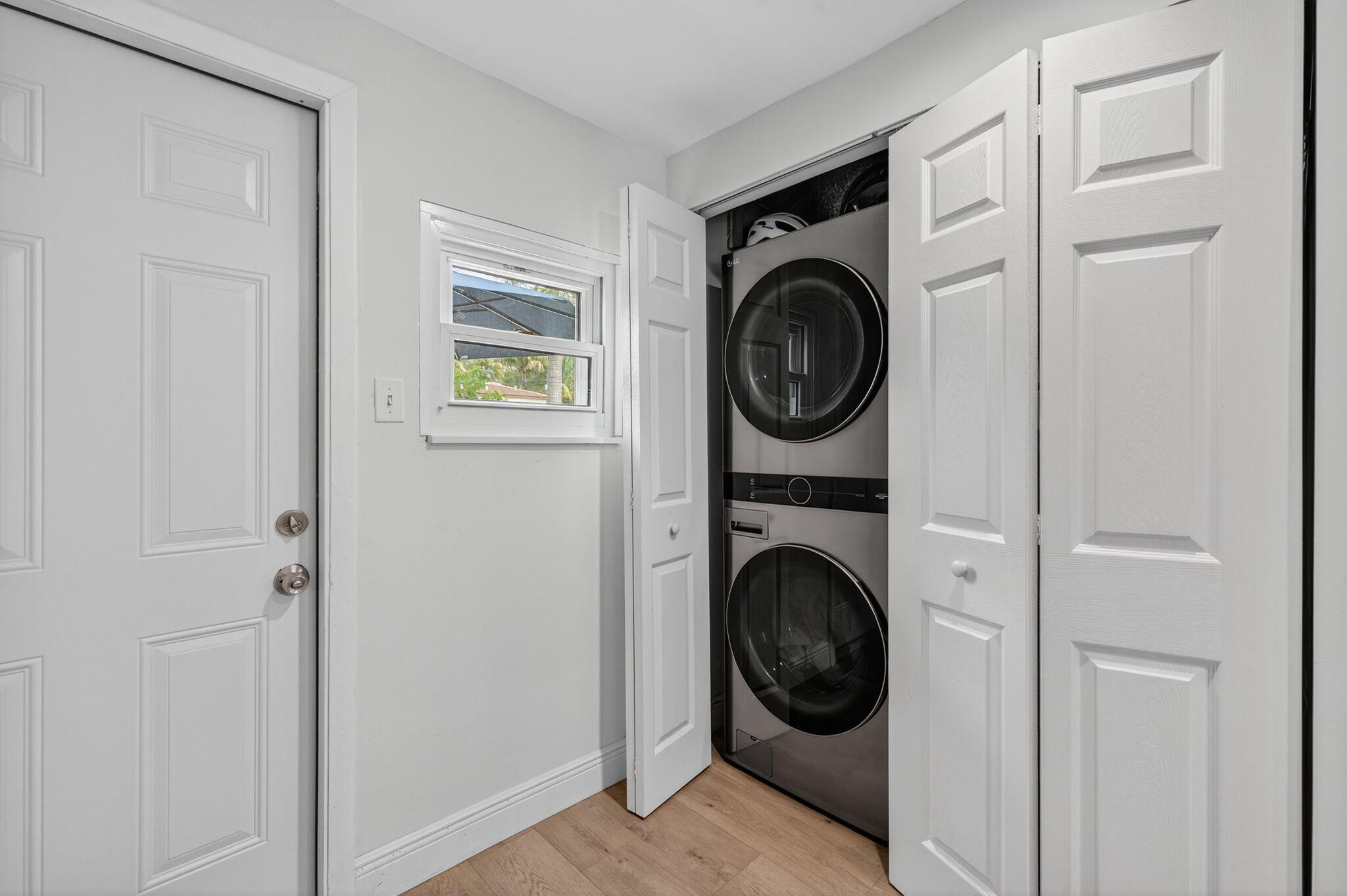 2600 NE 14th Terrace