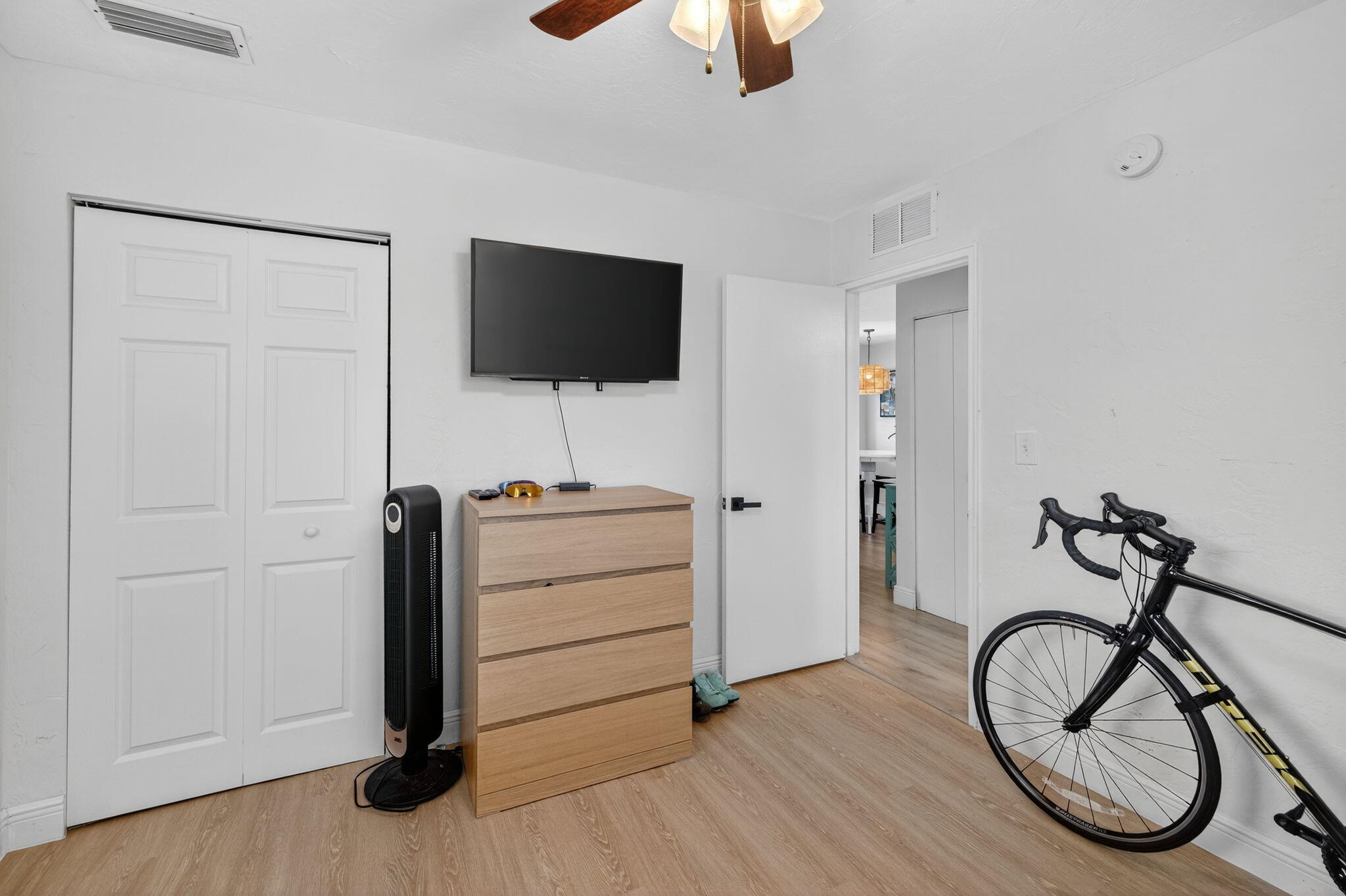 2600 NE 14th Terrace