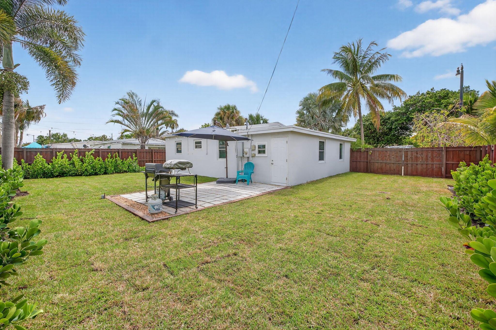 2600 NE 14th Terrace