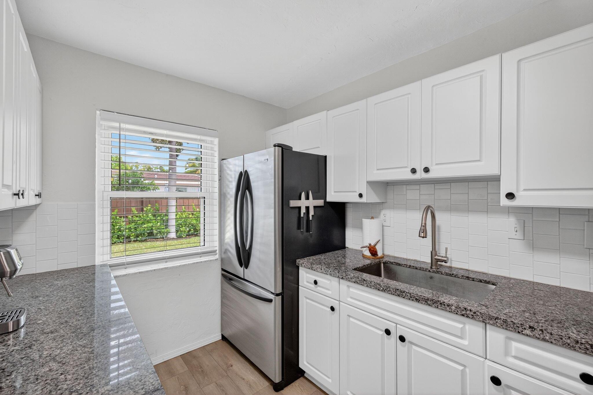 2600 NE 14th Terrace