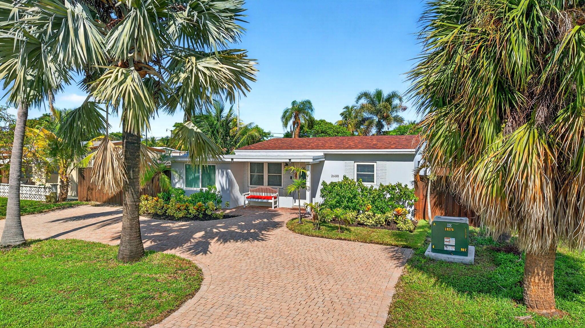 2600 NE 14th Terrace