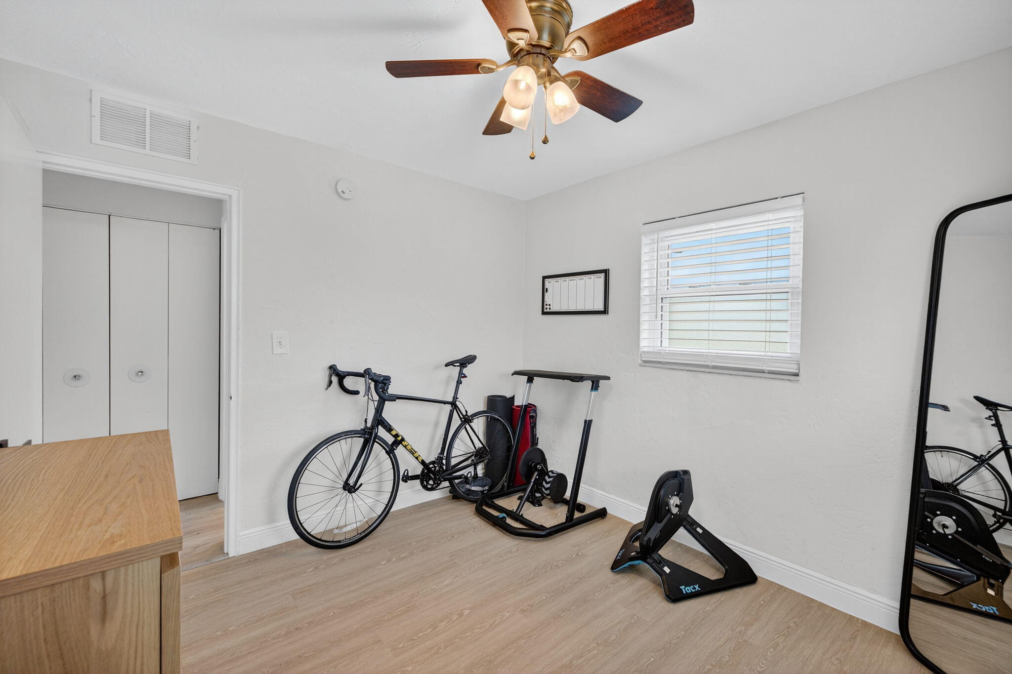 2600 NE 14th Terrace