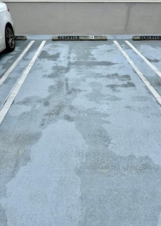 200 NE 2nd Avenue 312