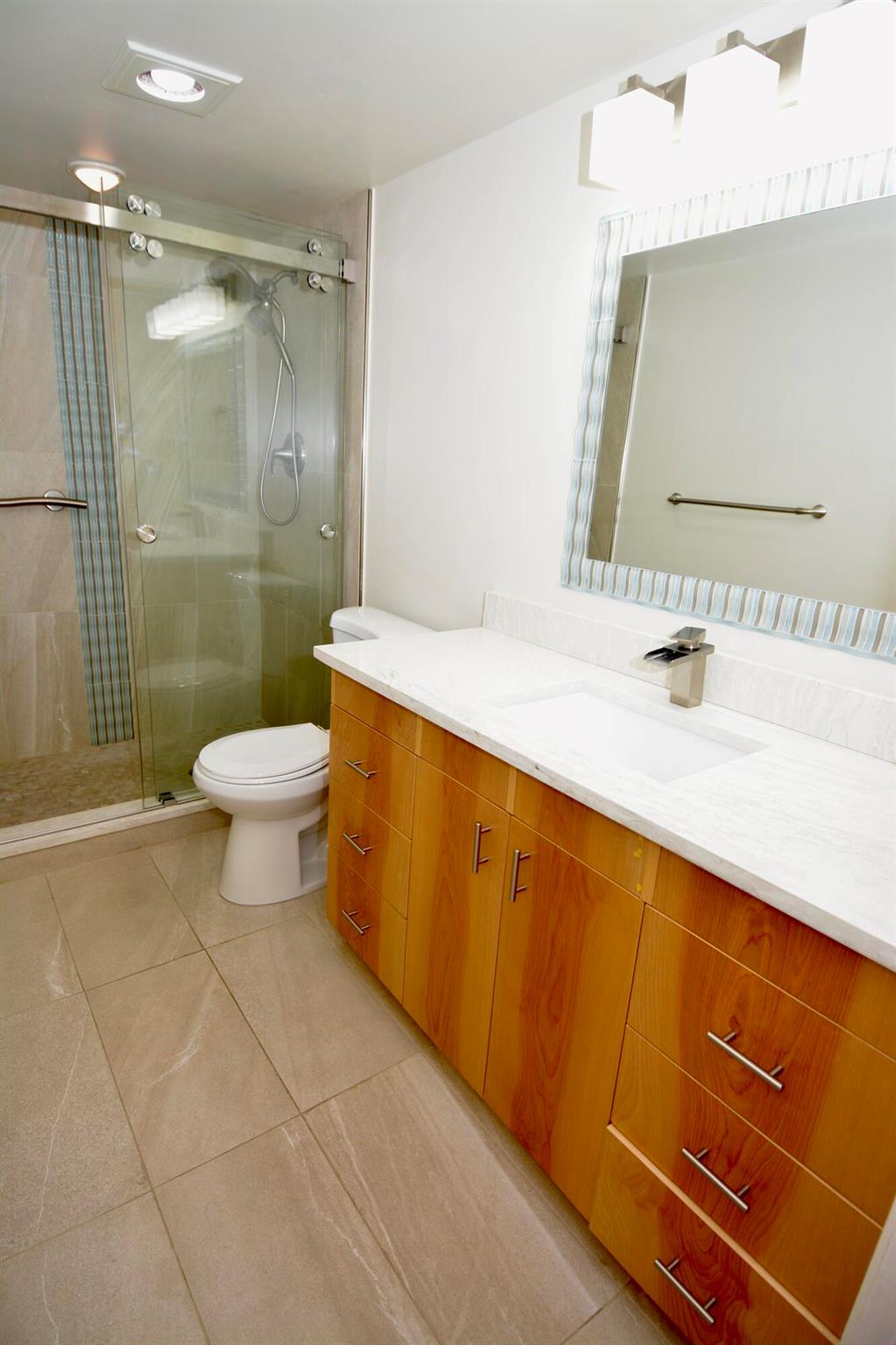 3003 Portofino Isle B3