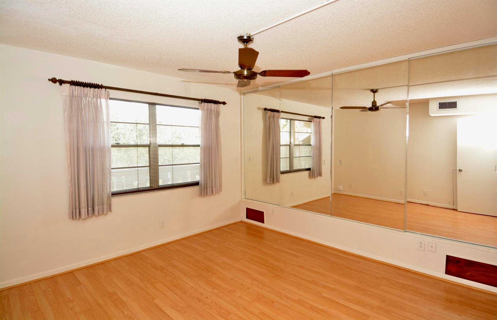 3003 Portofino Isle B3