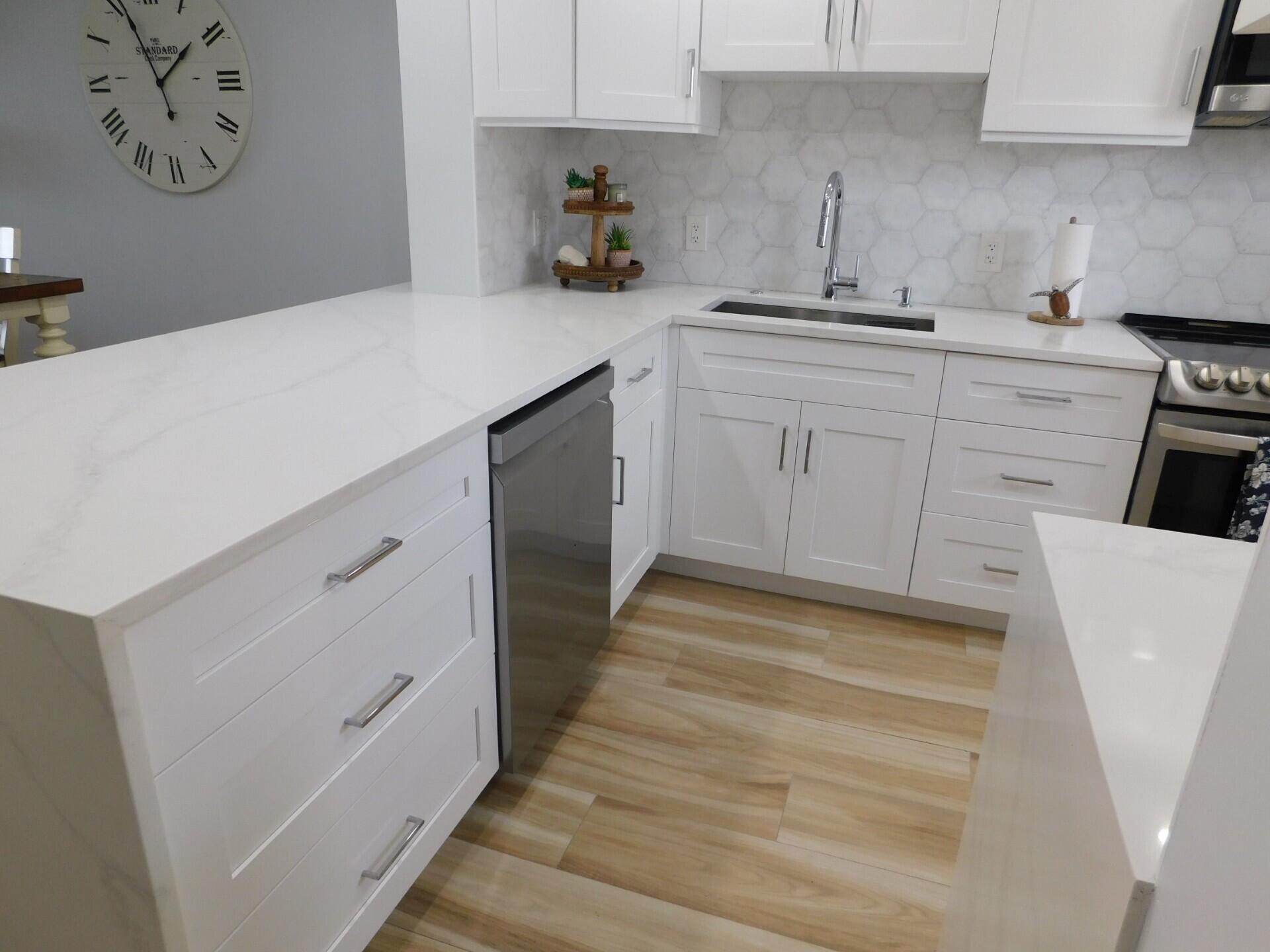 2871 N Ocean Boulevard M130