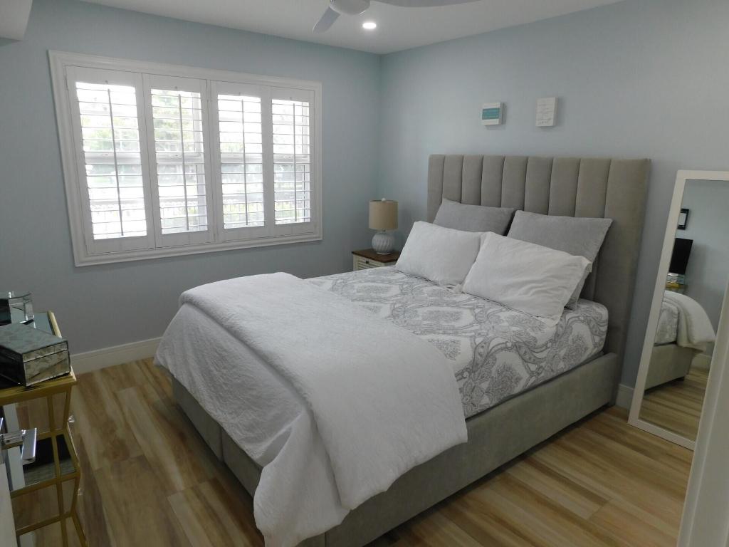 2871 N Ocean Boulevard M130