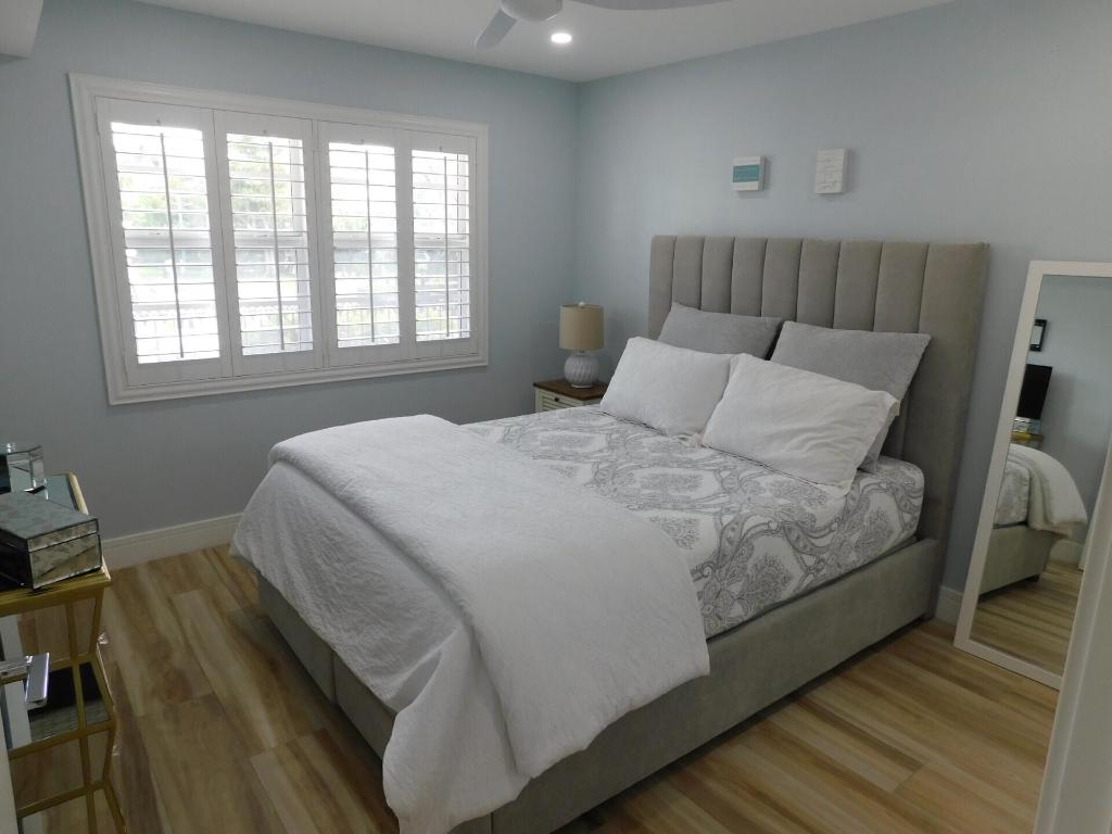 2871 N Ocean Boulevard M130