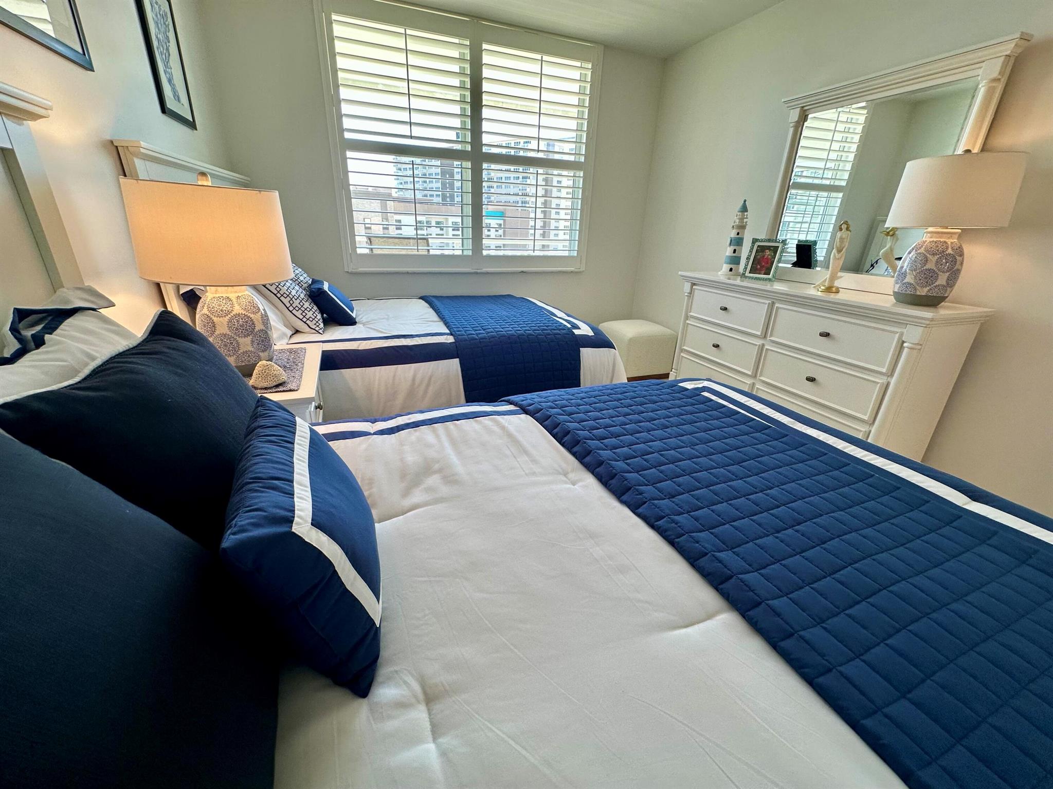 201 N Ocean Boulevard 707