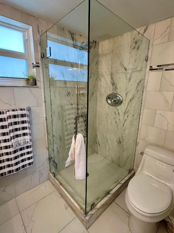 201 N Ocean Boulevard 707