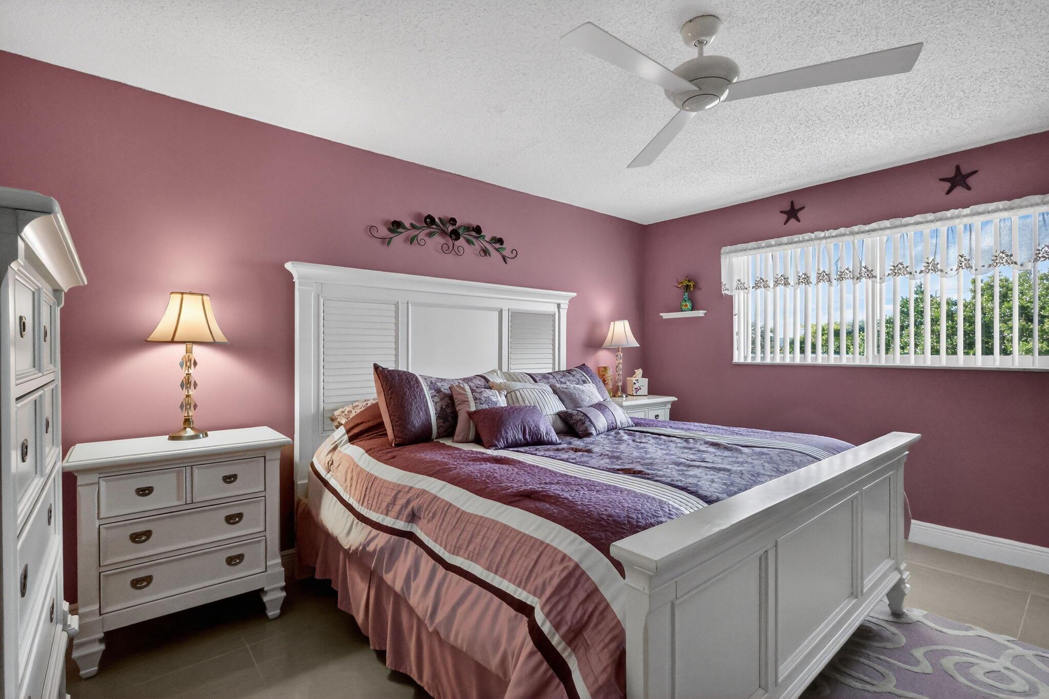 12 Colonial Club Drive 305