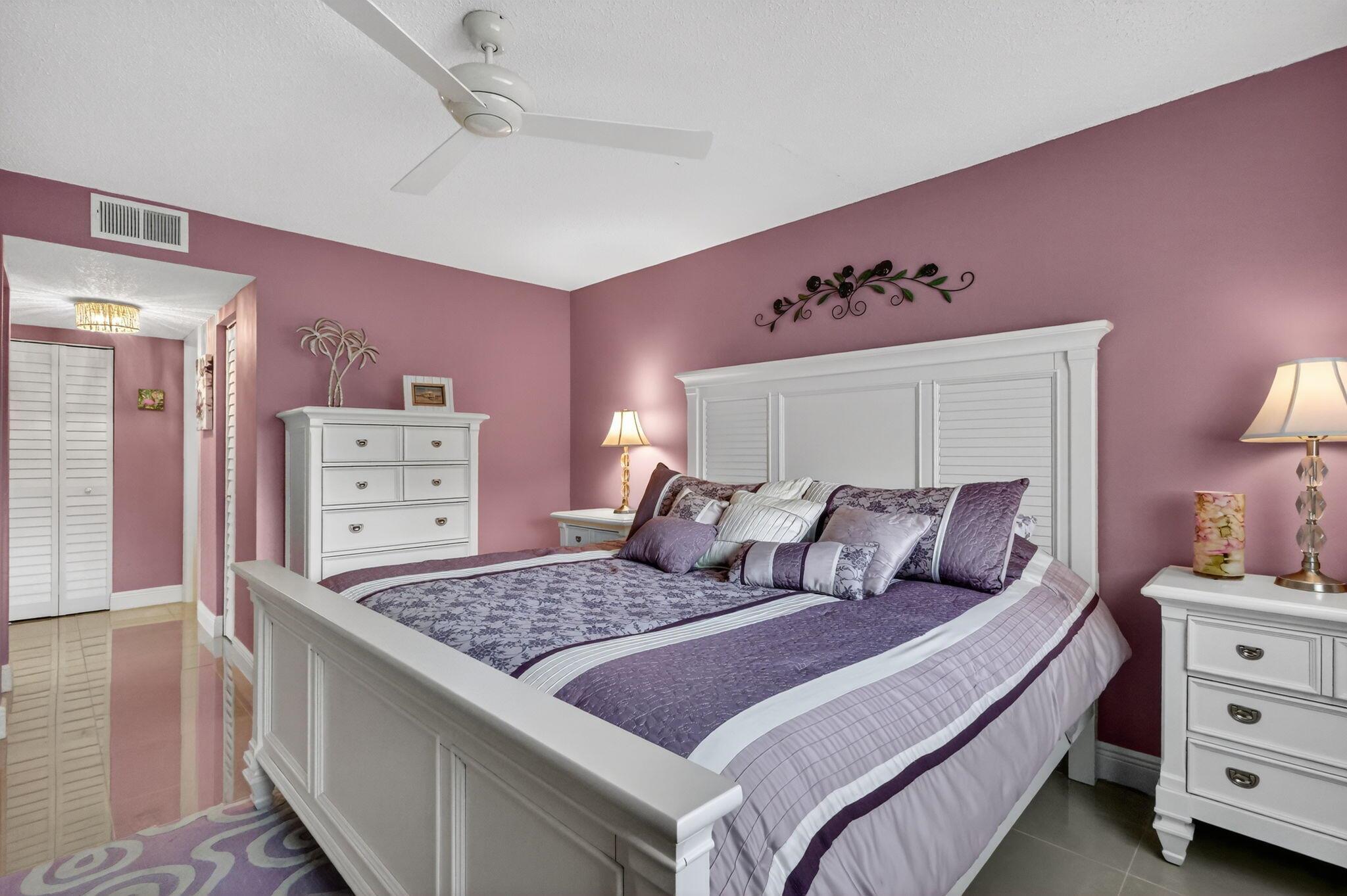 12 Colonial Club Drive 305